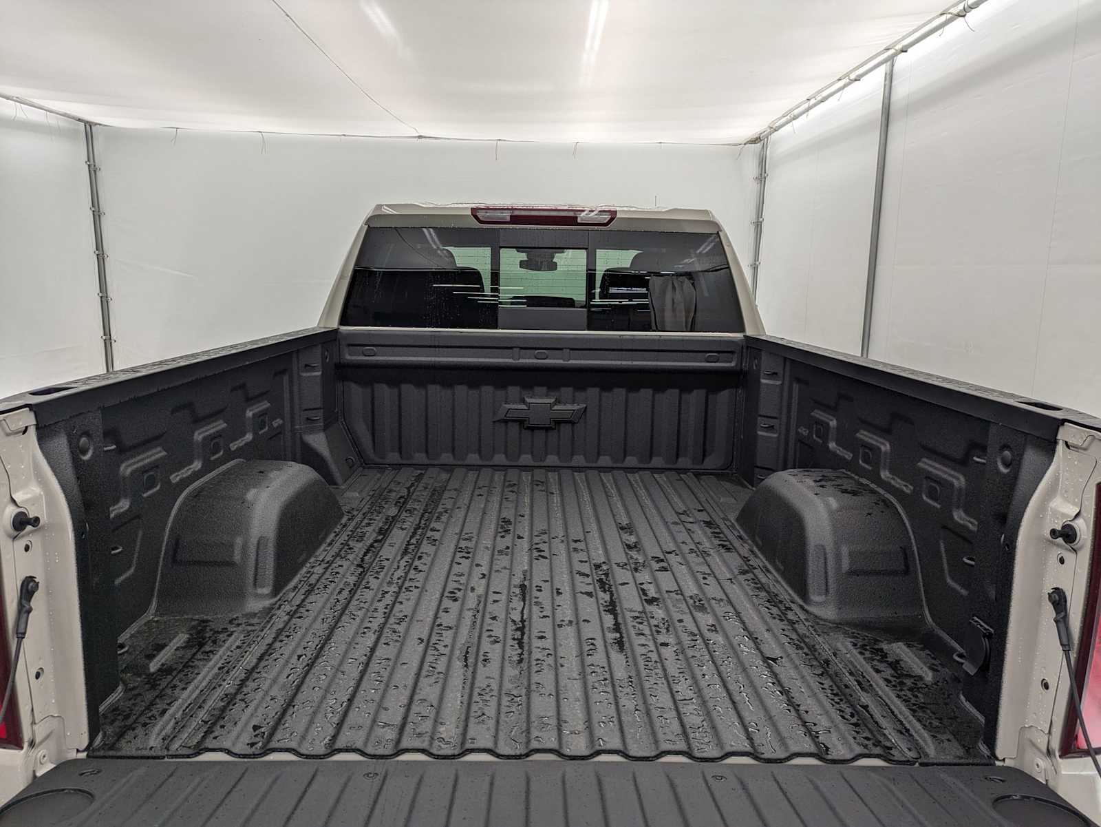 Thumbnail: 2026 Chevrolet Silverado 1500 - 32