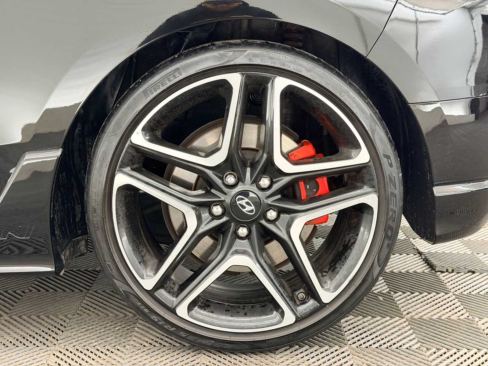 Thumbnail: 2022 Hyundai Veloster - 13