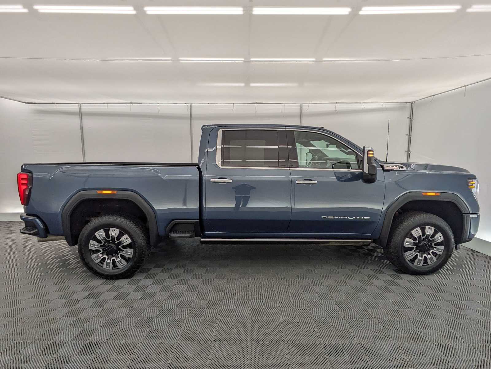 Thumbnail: 2025 GMC Sierra 2500 - 7