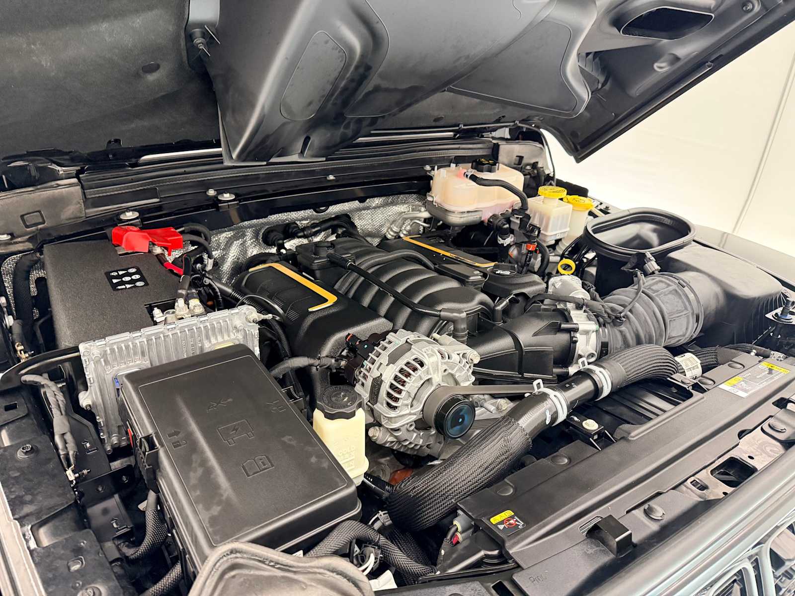 Thumbnail: 2024 Jeep Wrangler - 16