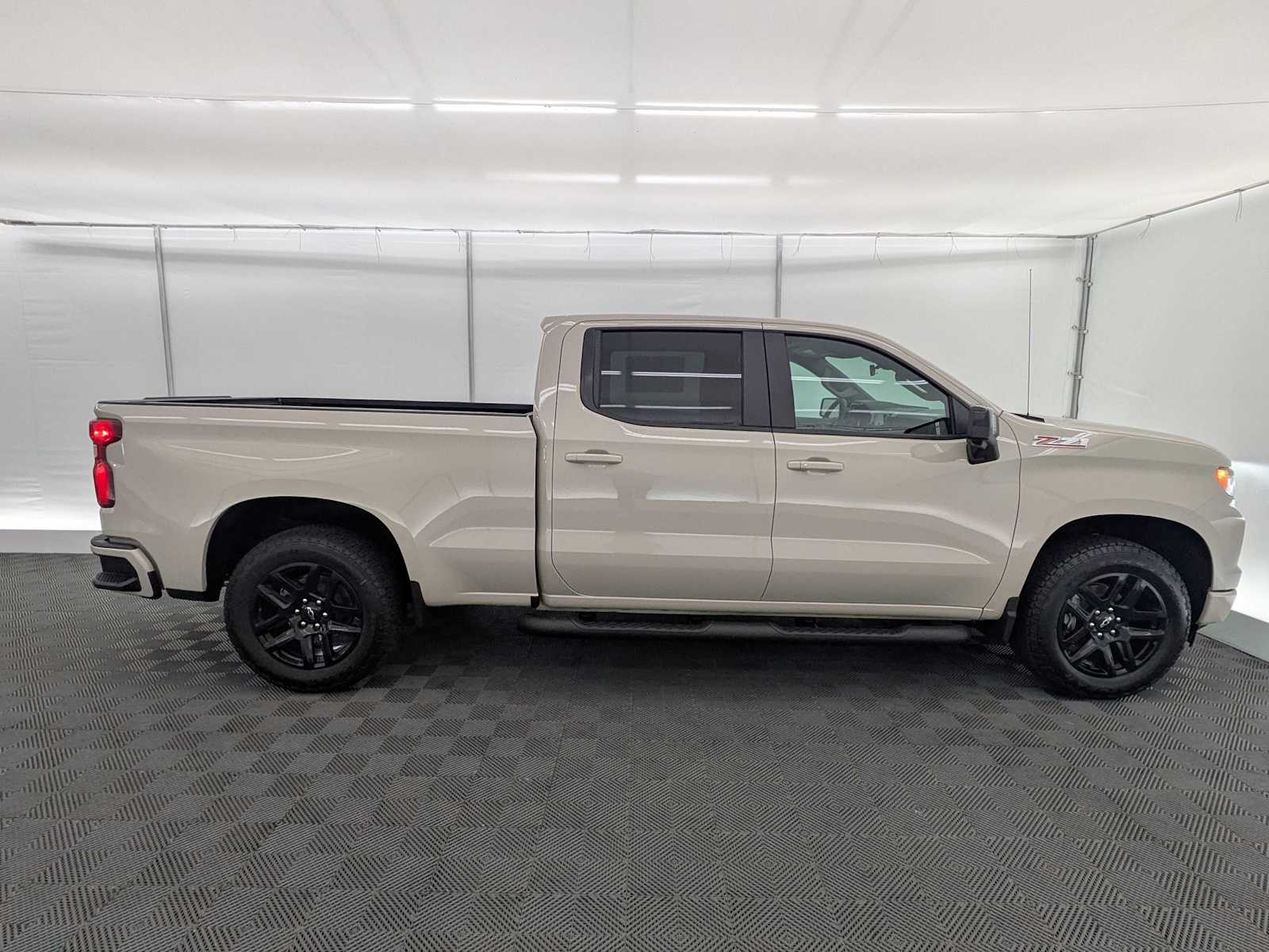 Thumbnail: 2026 Chevrolet Silverado 1500 - 7