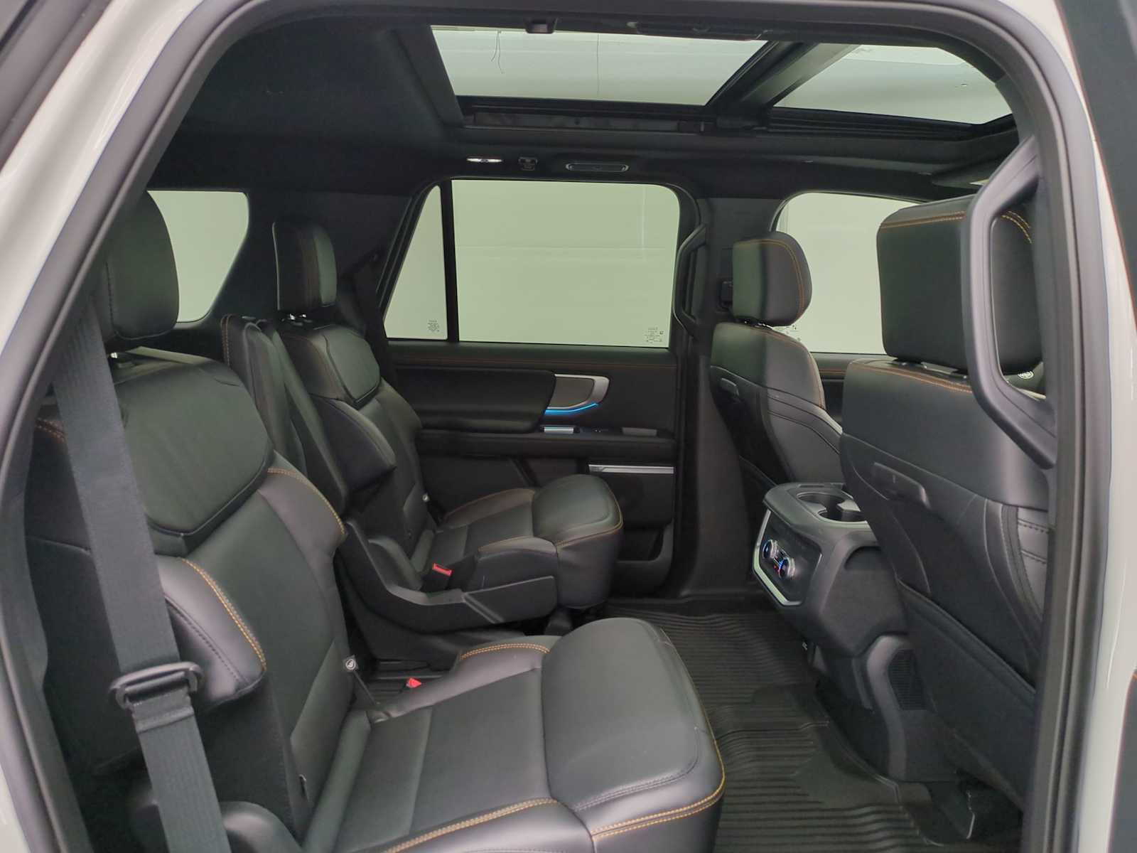 Thumbnail: 2025 Ford Expedition - 20