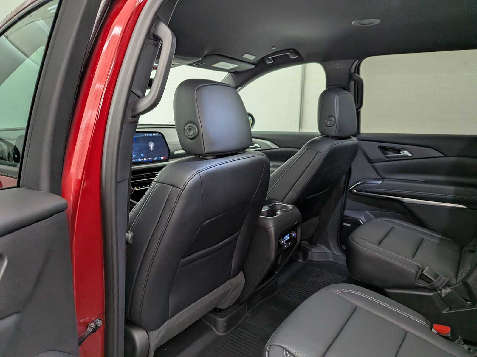 Thumbnail: 2026 Chevrolet Traverse - 18