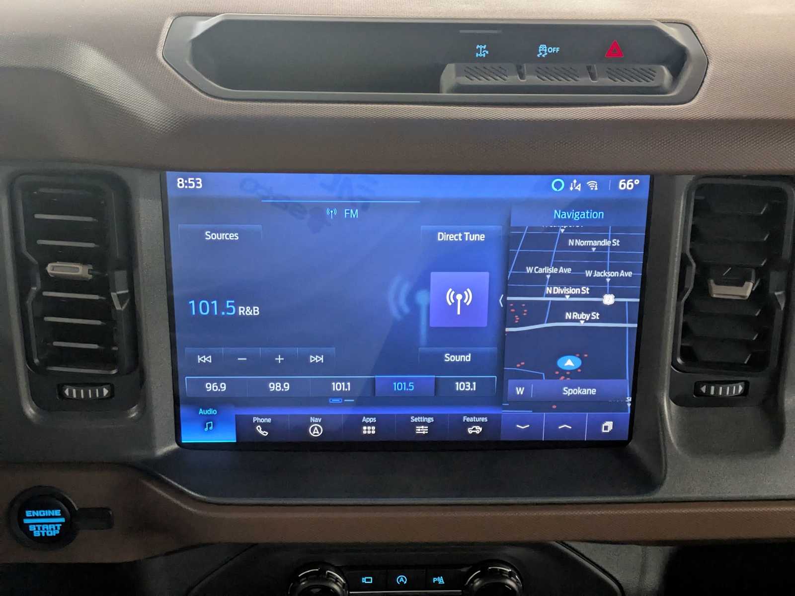 2024 Ford Bronco Outer Banks 26