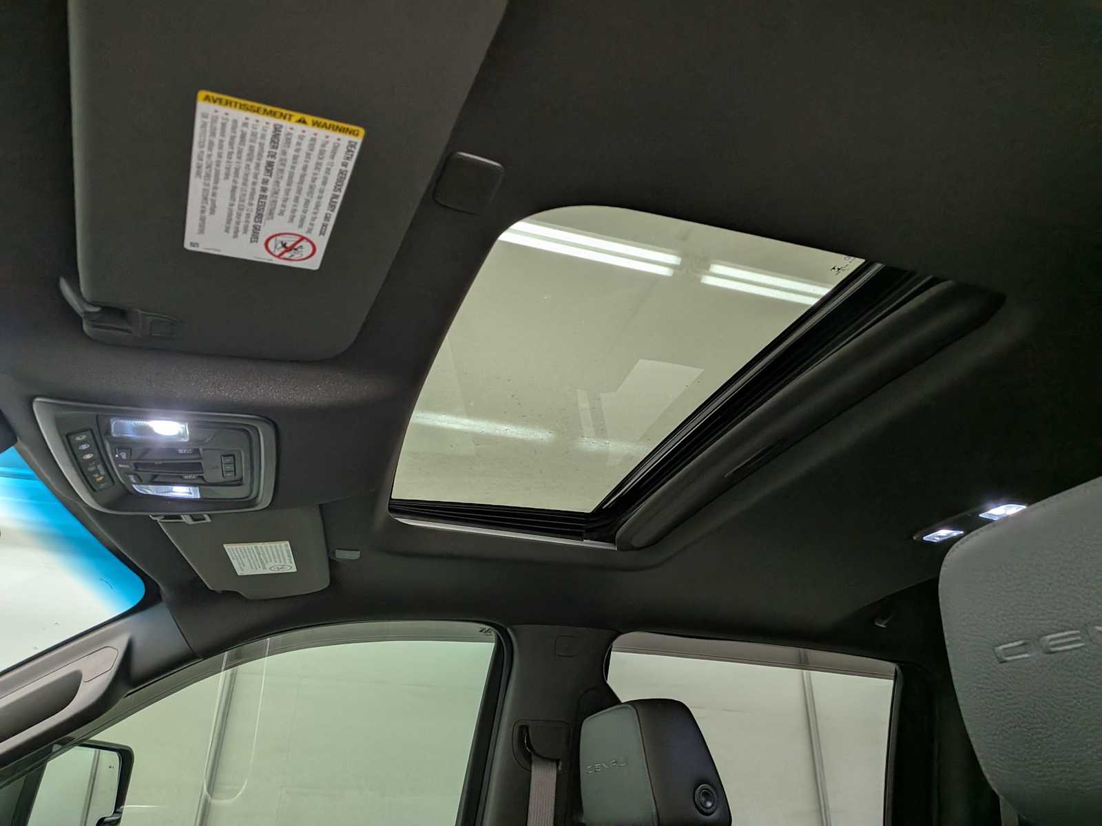 Thumbnail: 2022 GMC Sierra 3500 - 21