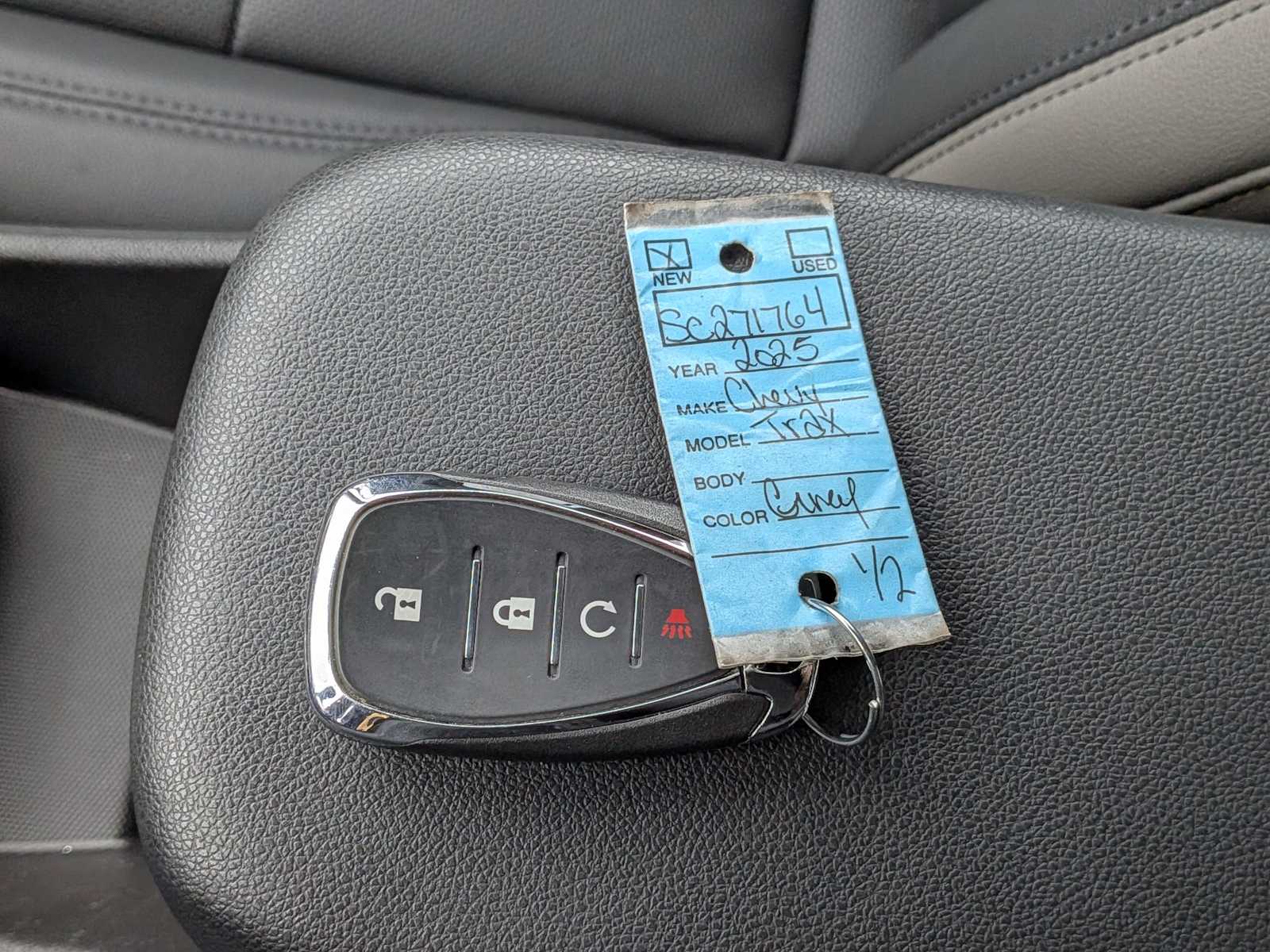 Thumbnail: 2025 Chevrolet Trax - 34