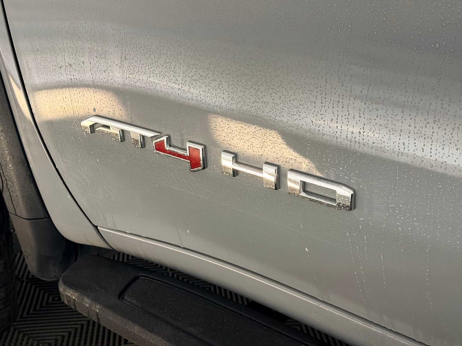 Thumbnail: 2025 GMC Sierra 3500 - 11