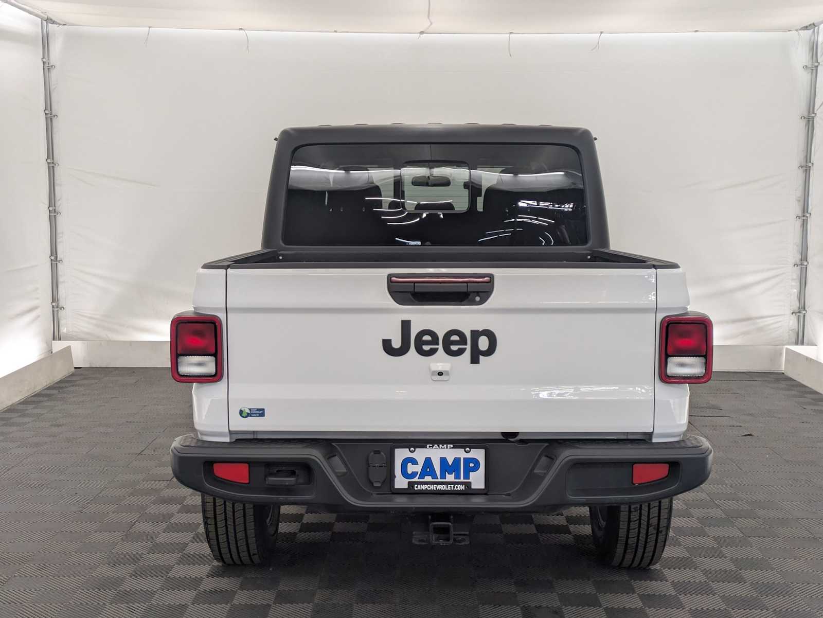 Thumbnail: 2023 Jeep Gladiator - 5