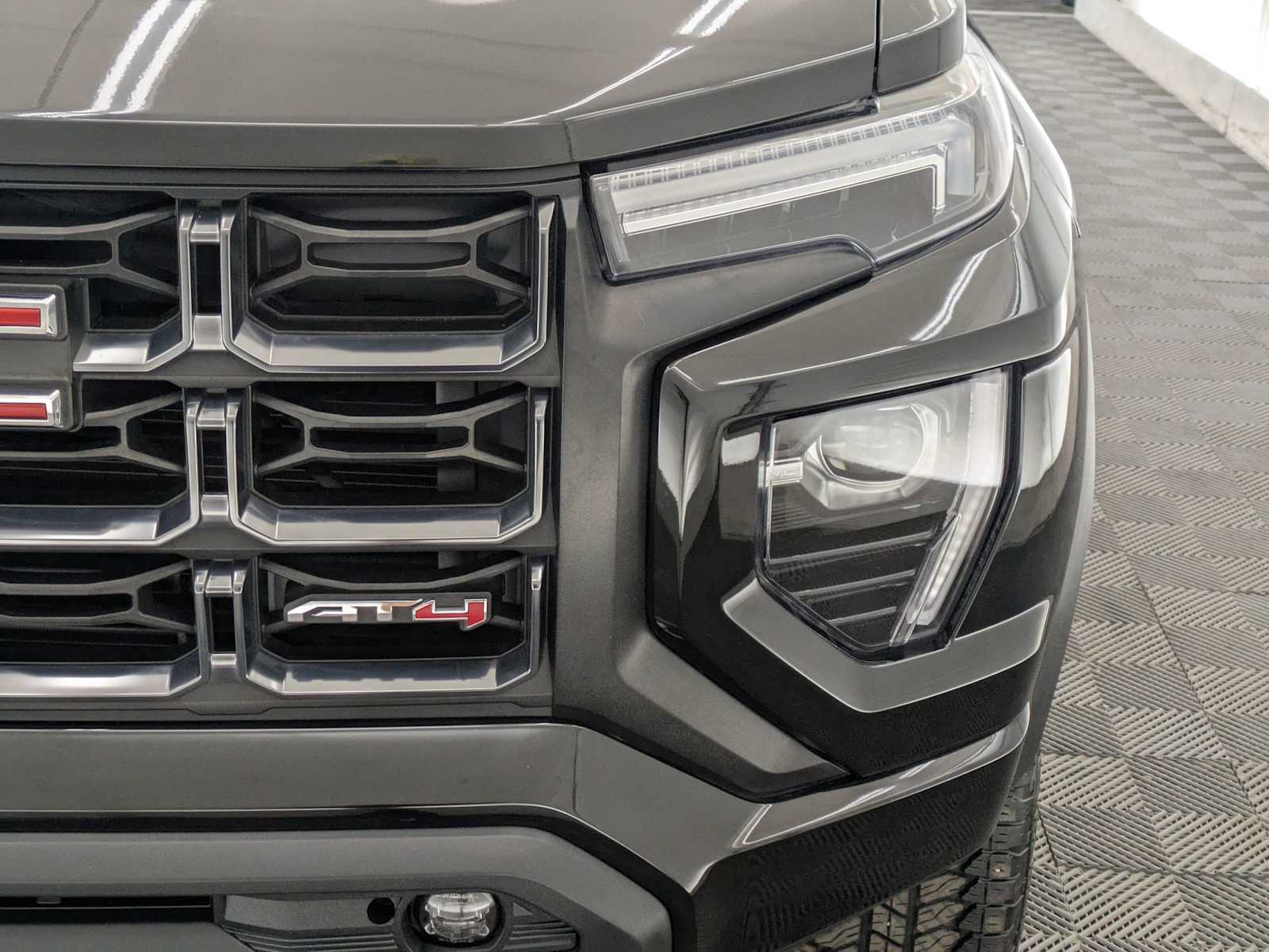 2023 GMC Canyon AT4 10