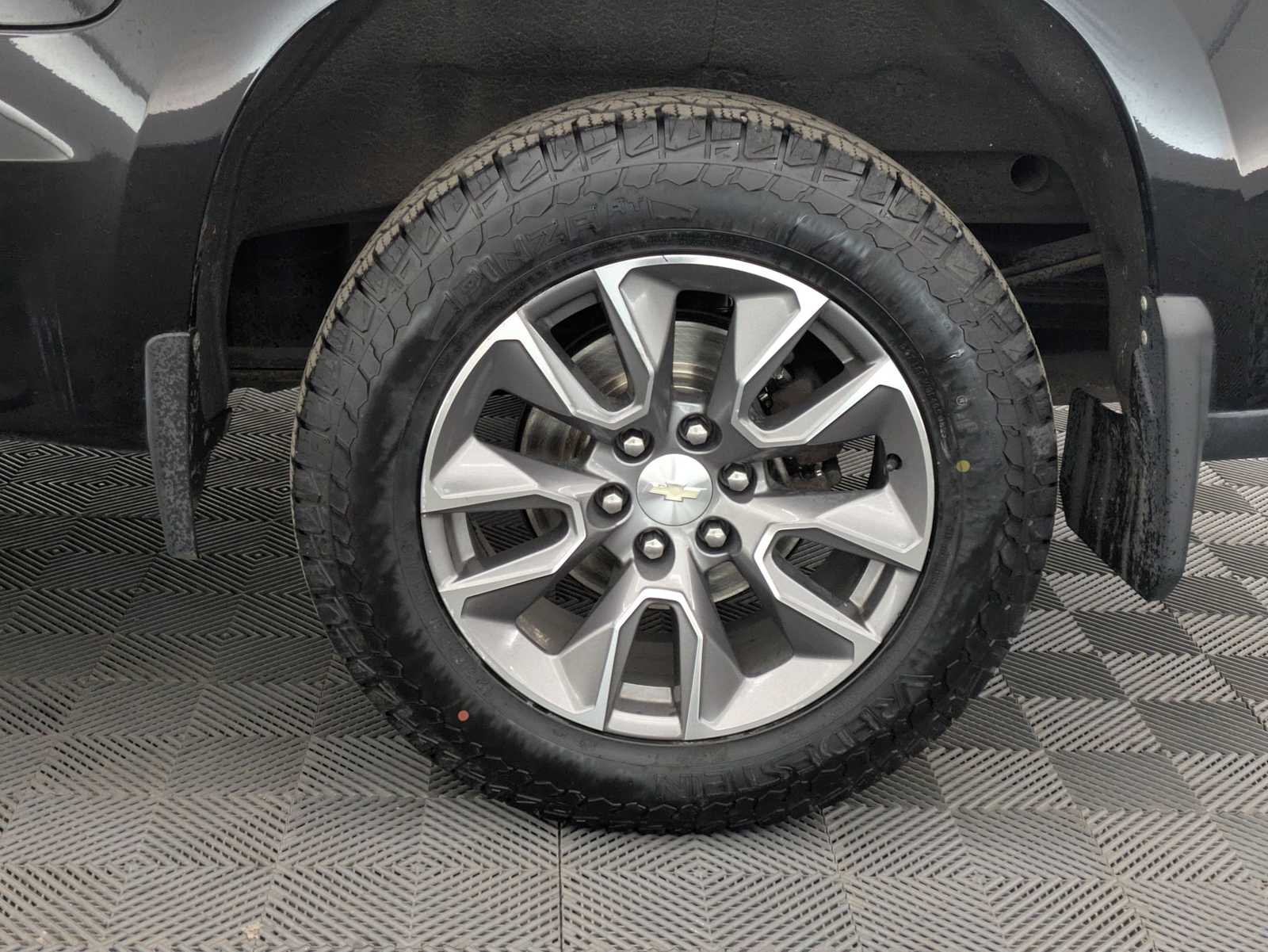 Thumbnail: 2019 Chevrolet Silverado 1500 - 15