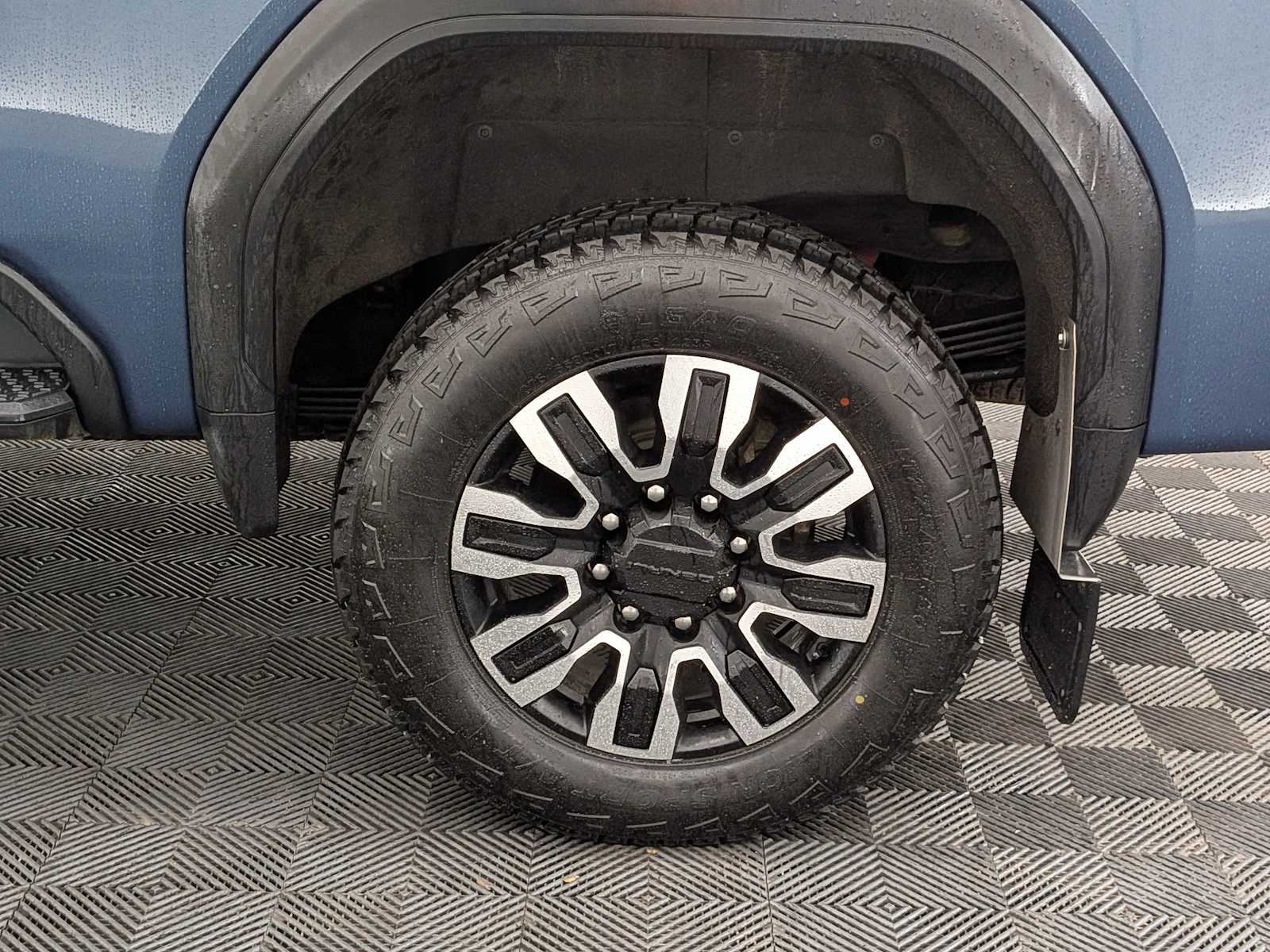 Thumbnail: 2024 GMC Sierra 2500 - 15