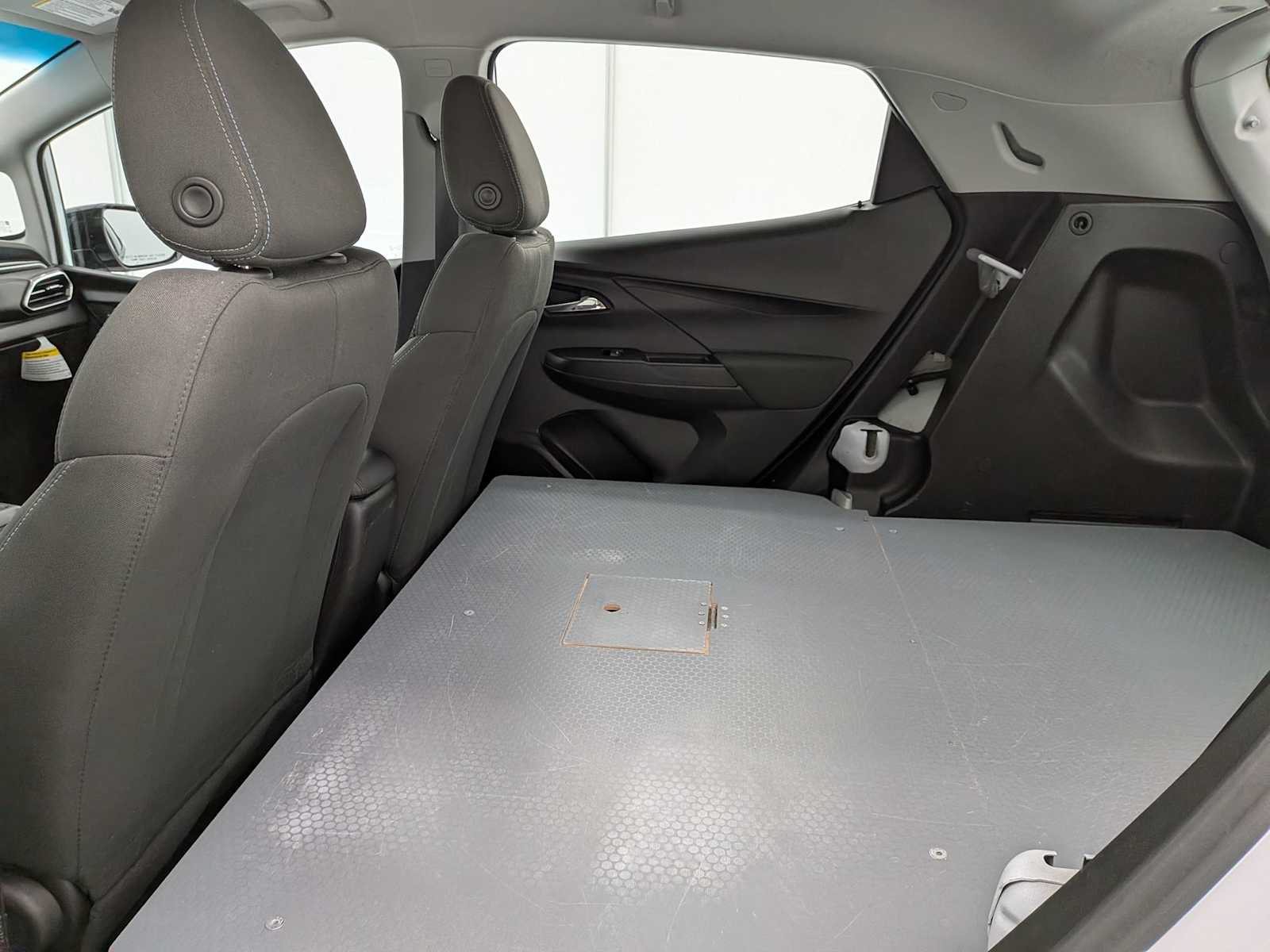 Thumbnail: 2023 Chevrolet Bolt EV - 18