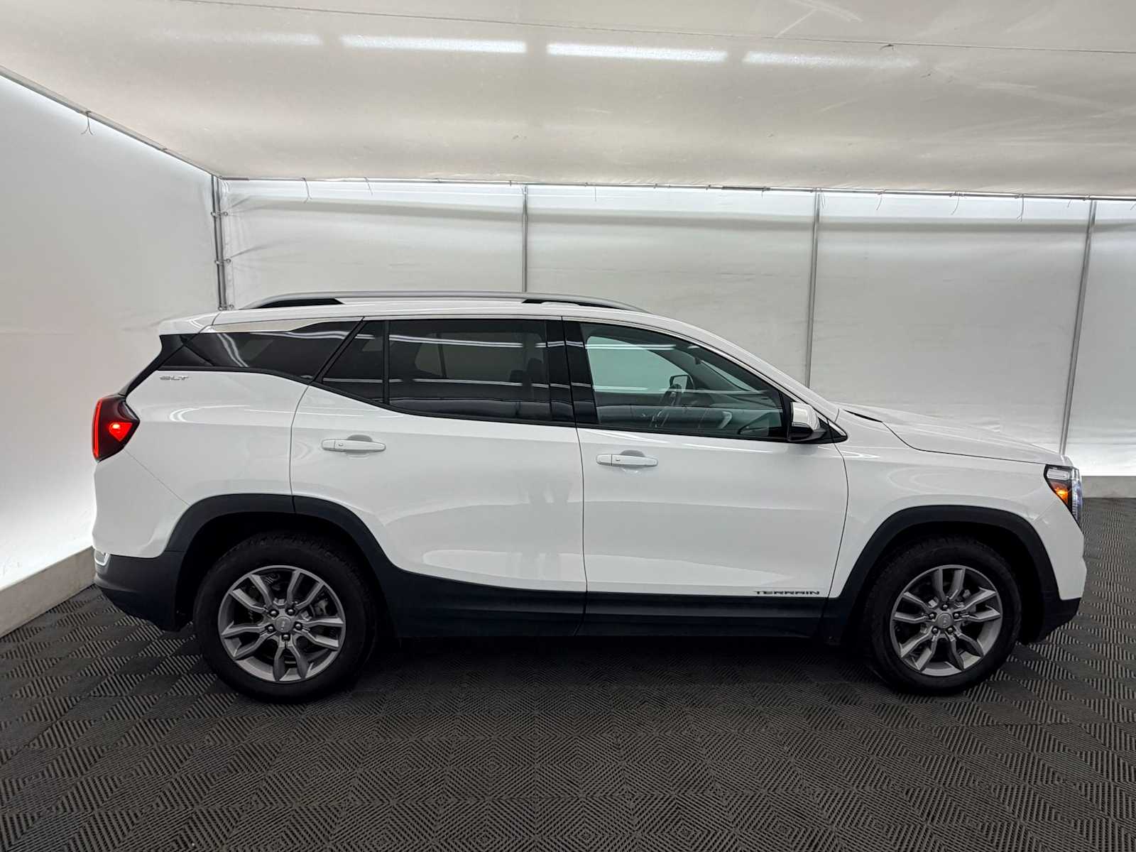 Thumbnail: 2024 GMC Terrain - 7