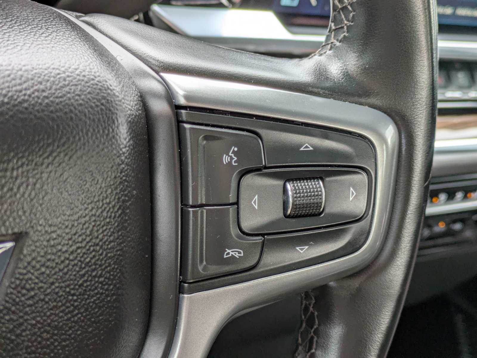 Thumbnail: 2023 Chevrolet Silverado 1500 - 26