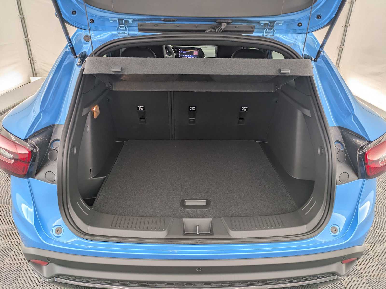Thumbnail: 2026 Chevrolet Trax - 33