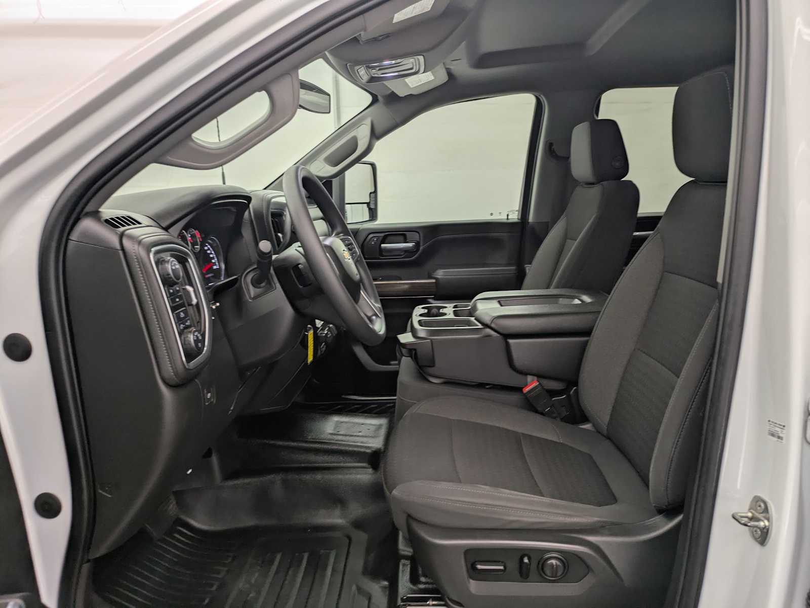 Thumbnail: 2021 Chevrolet Silverado 3500 - 19