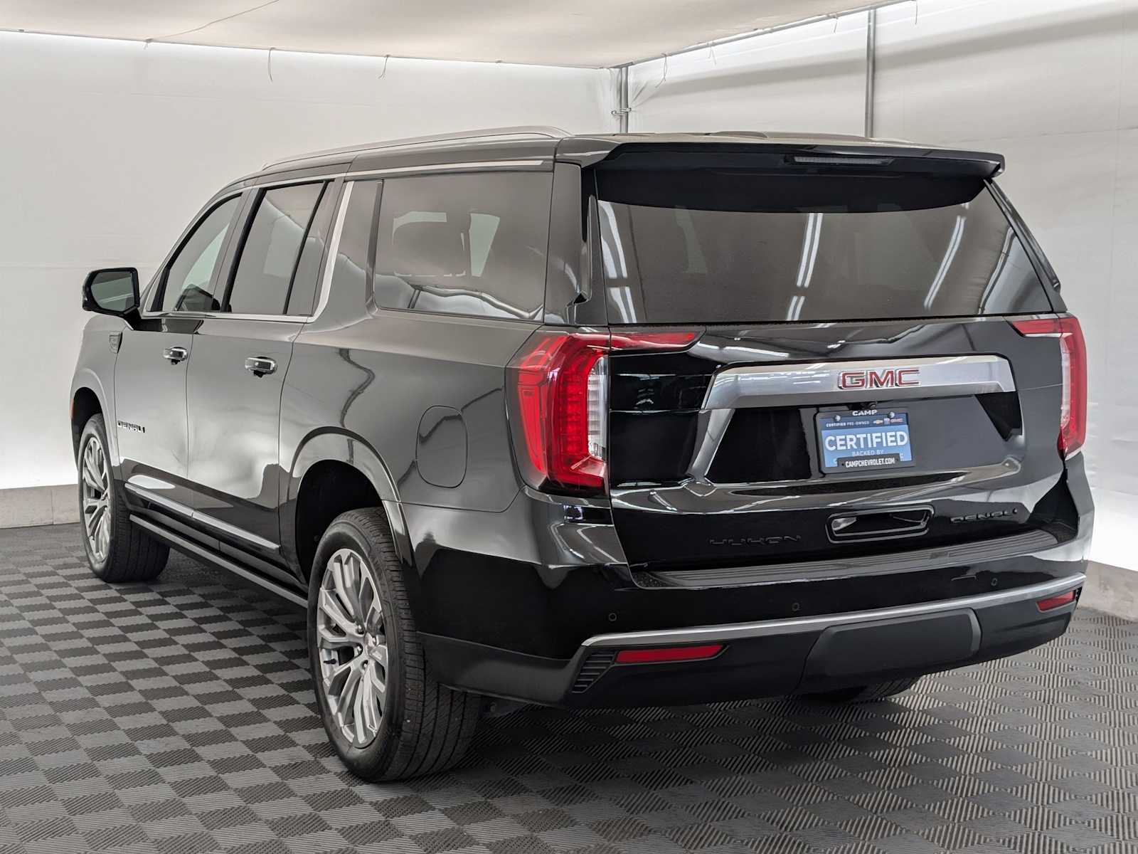 Thumbnail: 2024 GMC Yukon XL - 4