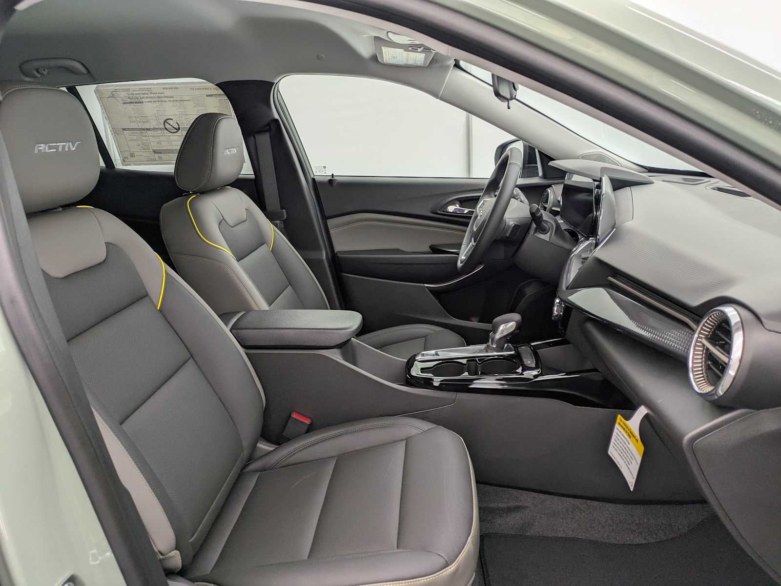 Thumbnail: 2026 Chevrolet Trax - 22