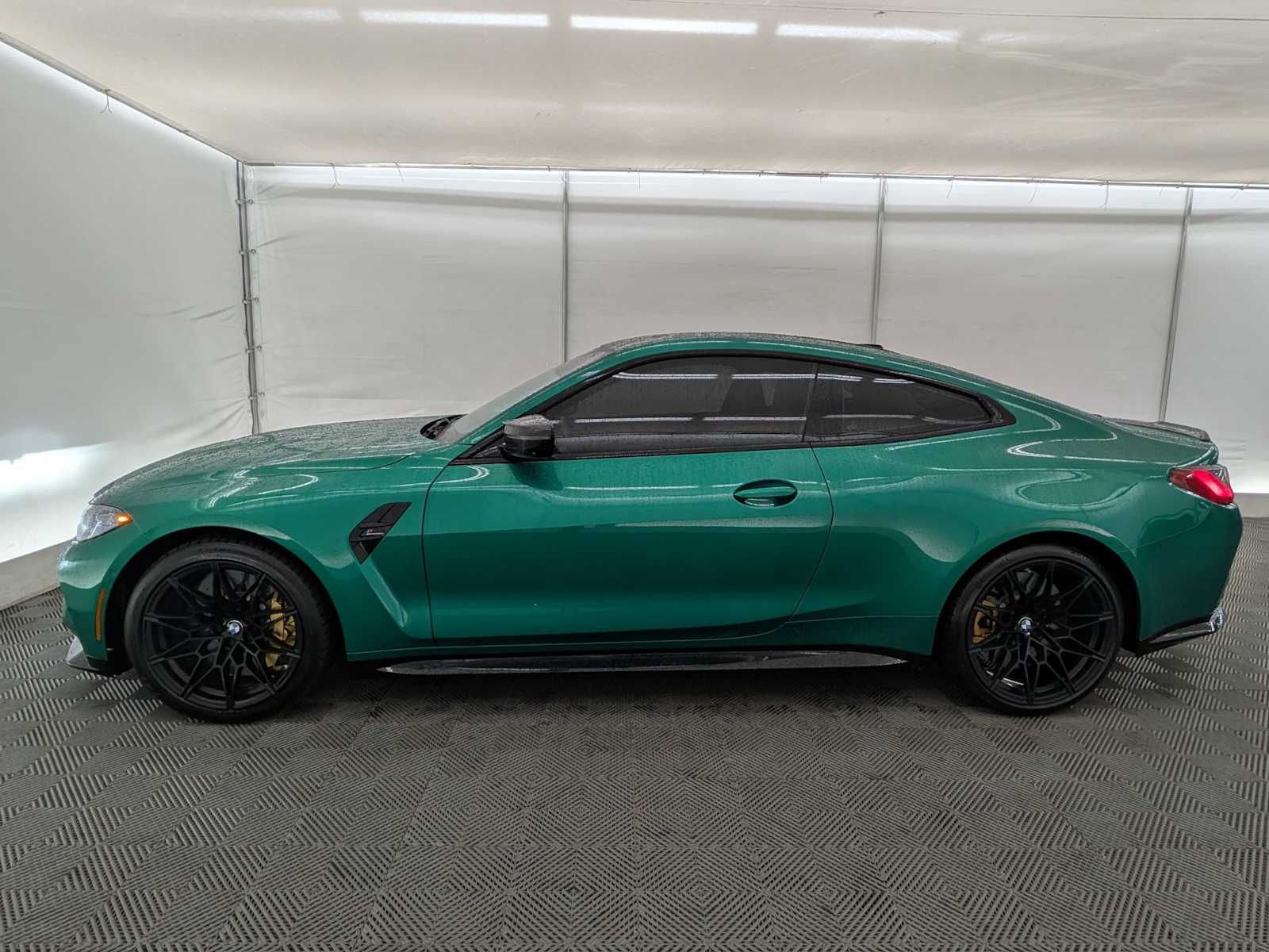 Thumbnail: 2024 BMW M4 - 3