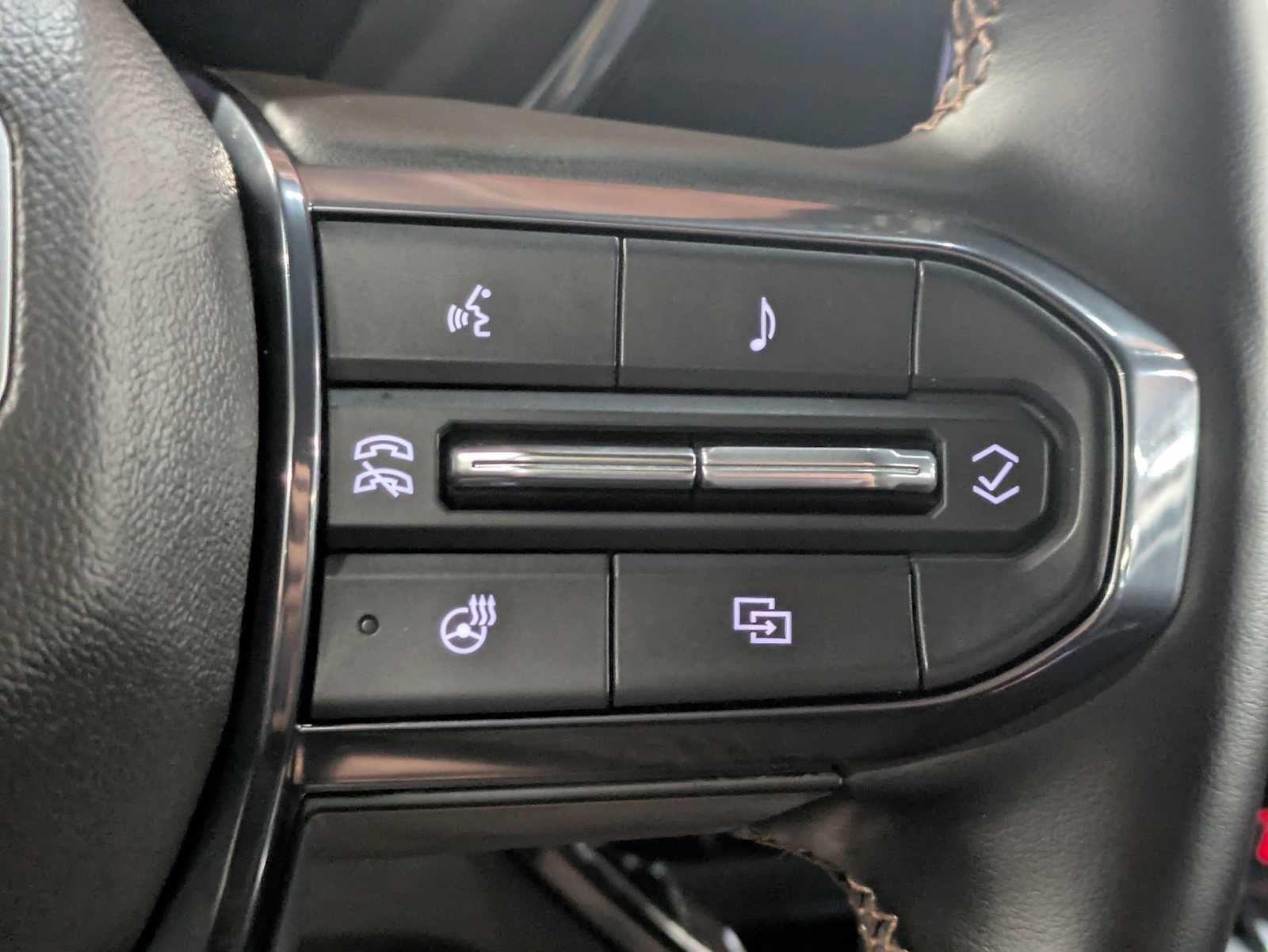 2023 GMC Canyon AT4 25