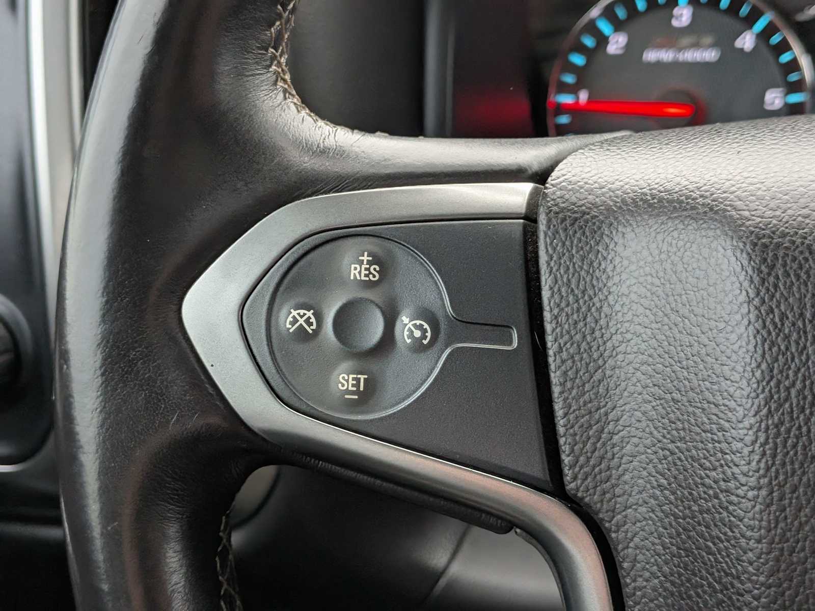 Thumbnail: 2014 Chevrolet Silverado 1500 - 24