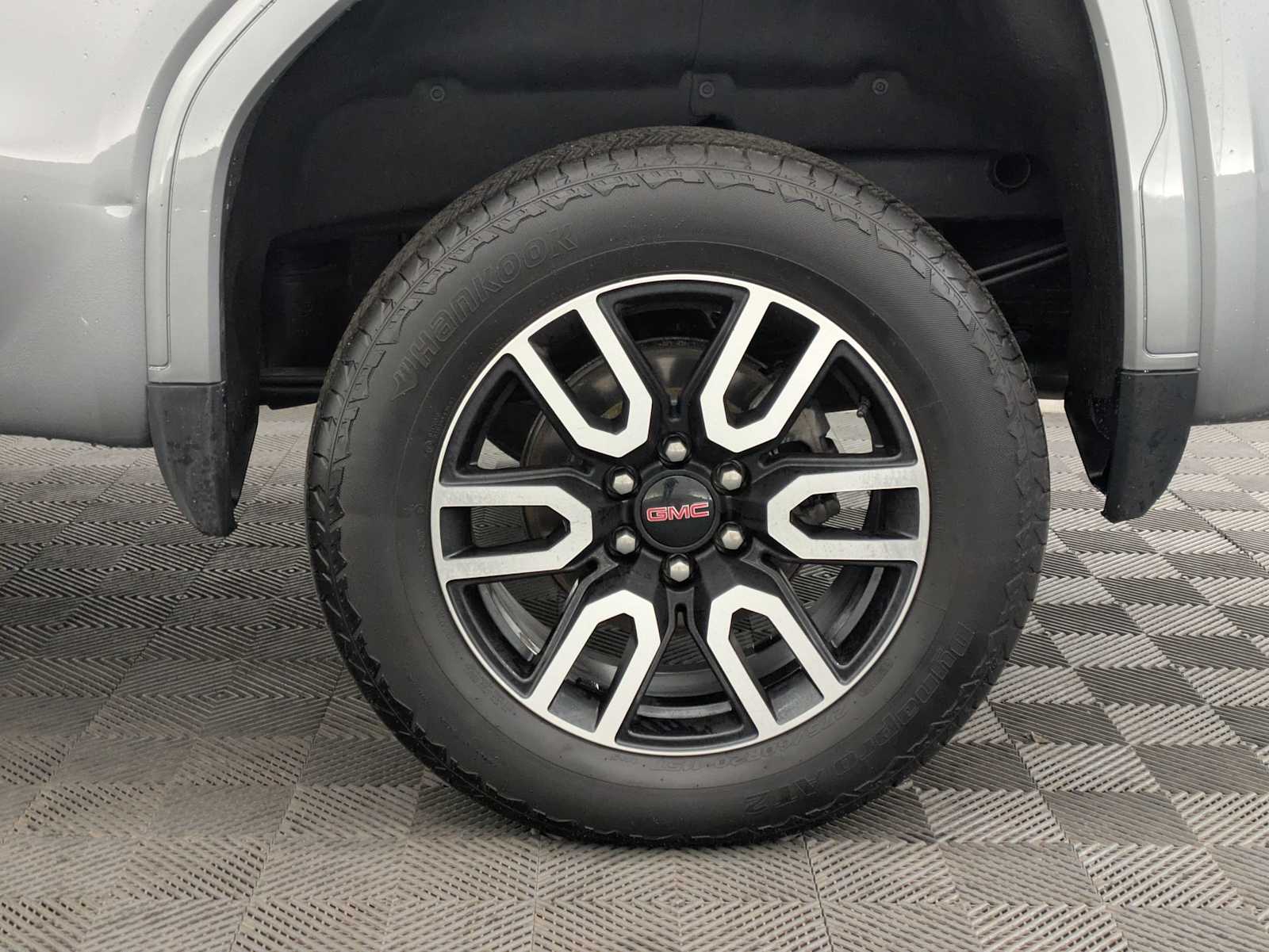 Thumbnail: 2023 GMC Sierra 1500 - 13