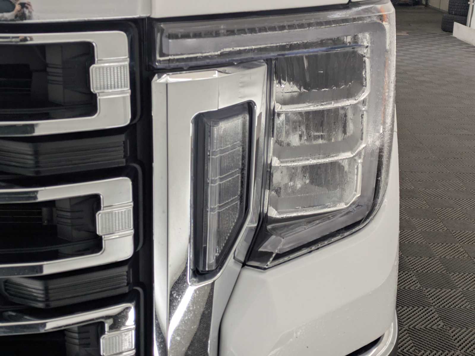 Thumbnail: 2023 GMC Sierra 3500 - 10