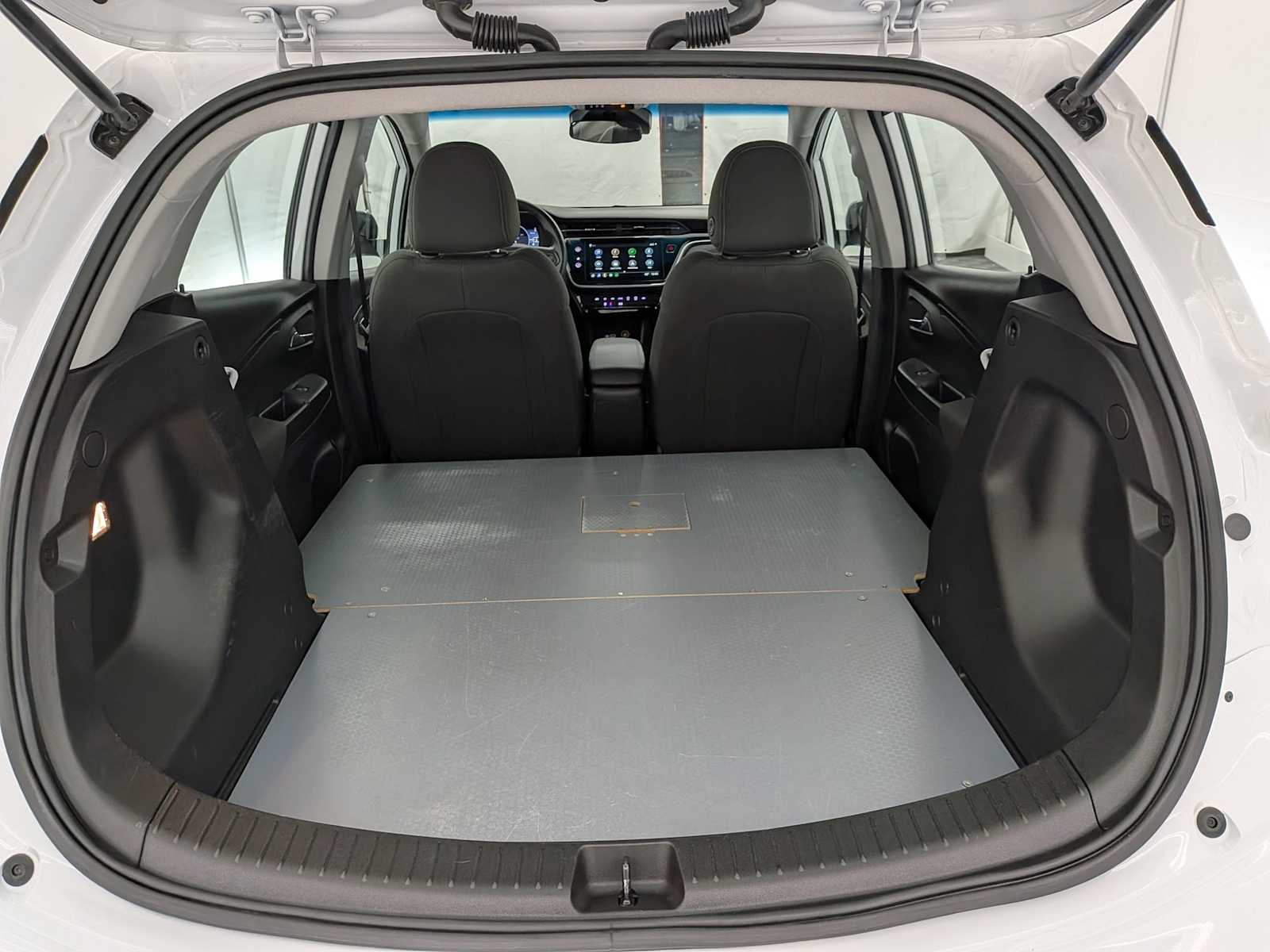 Thumbnail: 2023 Chevrolet Bolt EV - 32