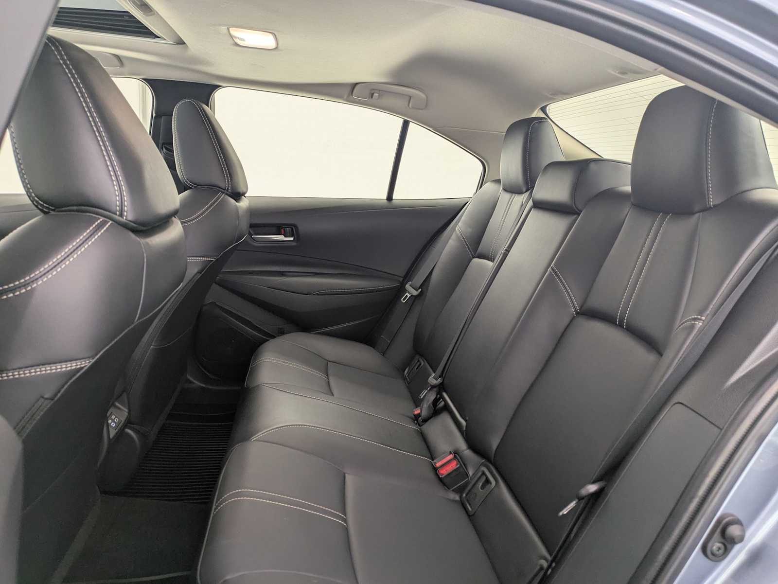 Thumbnail: 2025 Toyota Corolla - 21