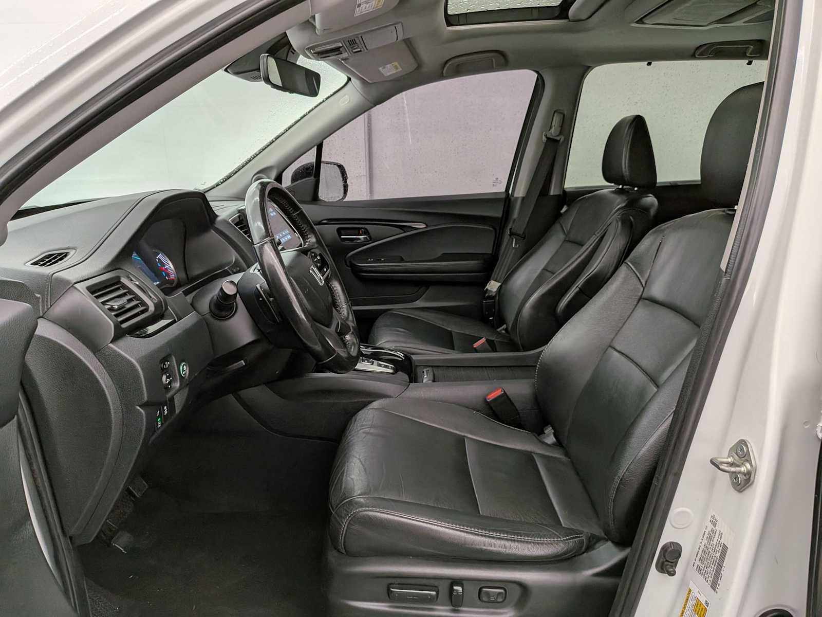 Thumbnail: 2021 Honda Pilot - 17