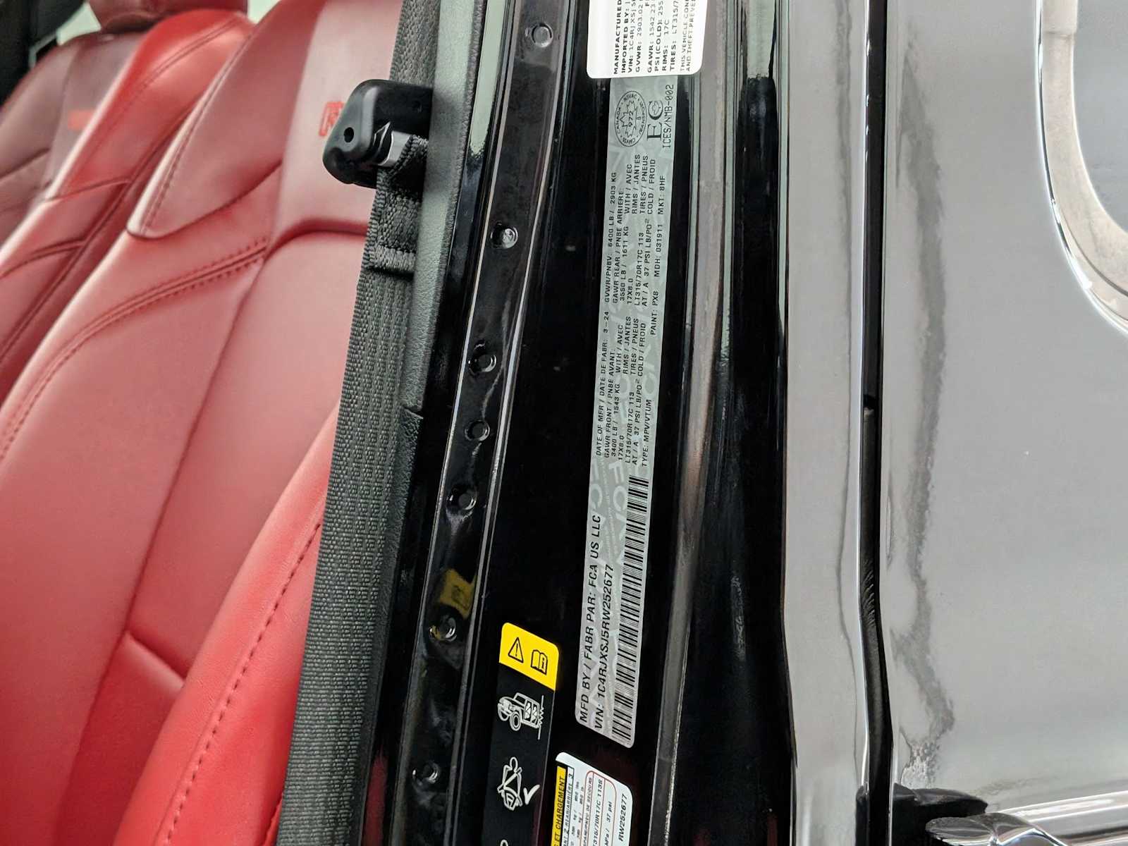 Thumbnail: 2024 Jeep Wrangler - 37