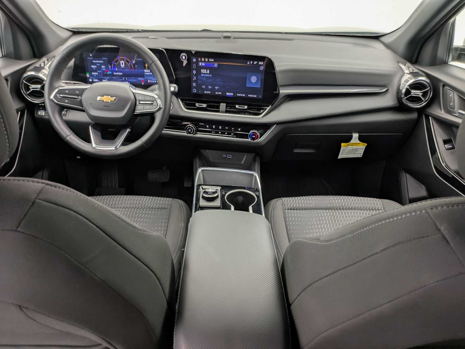 Thumbnail: 2026 Chevrolet Equinox - 15