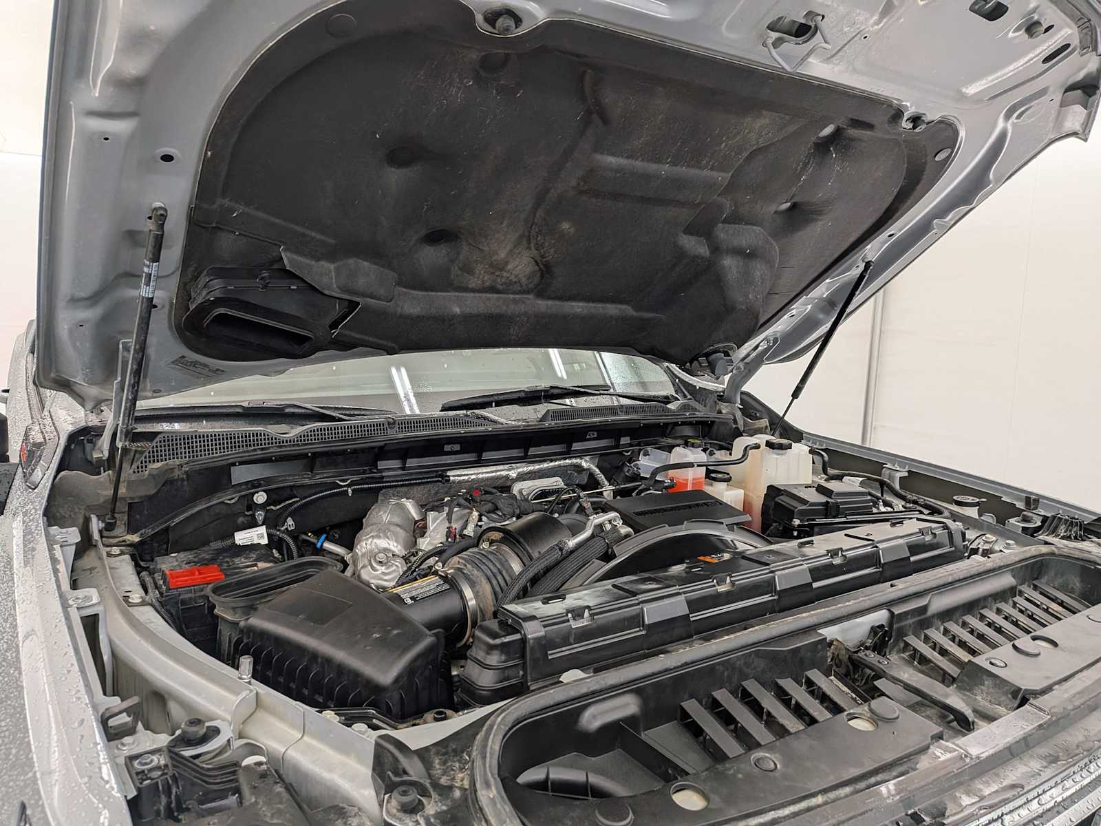 Thumbnail: 2025 GMC Sierra 3500 - 16