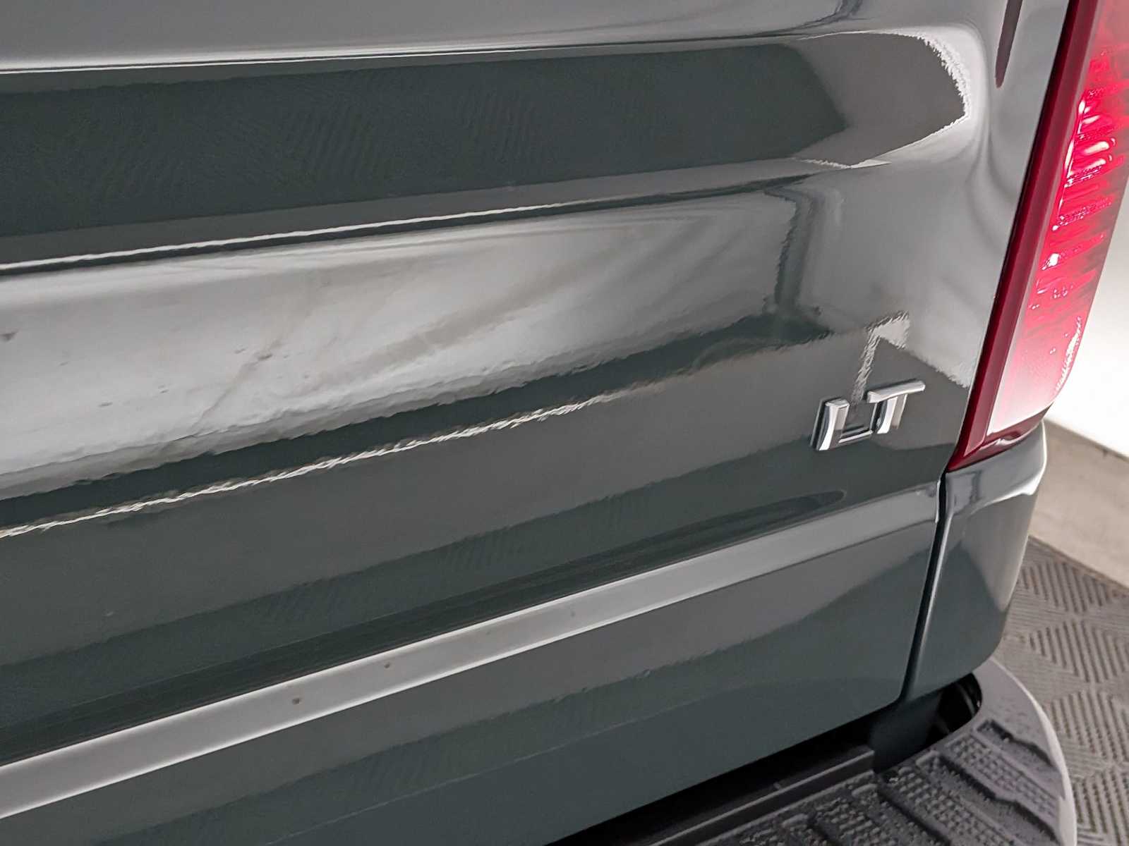 Thumbnail: 2026 Chevrolet Silverado 1500 - 16