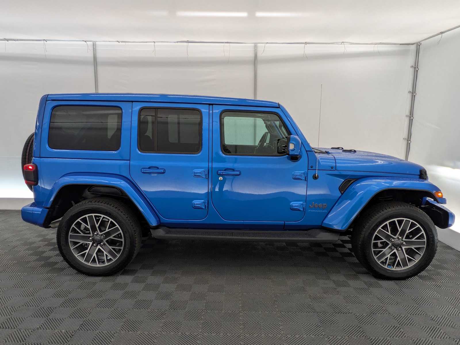 Thumbnail: 2023 Jeep Wrangler - 7