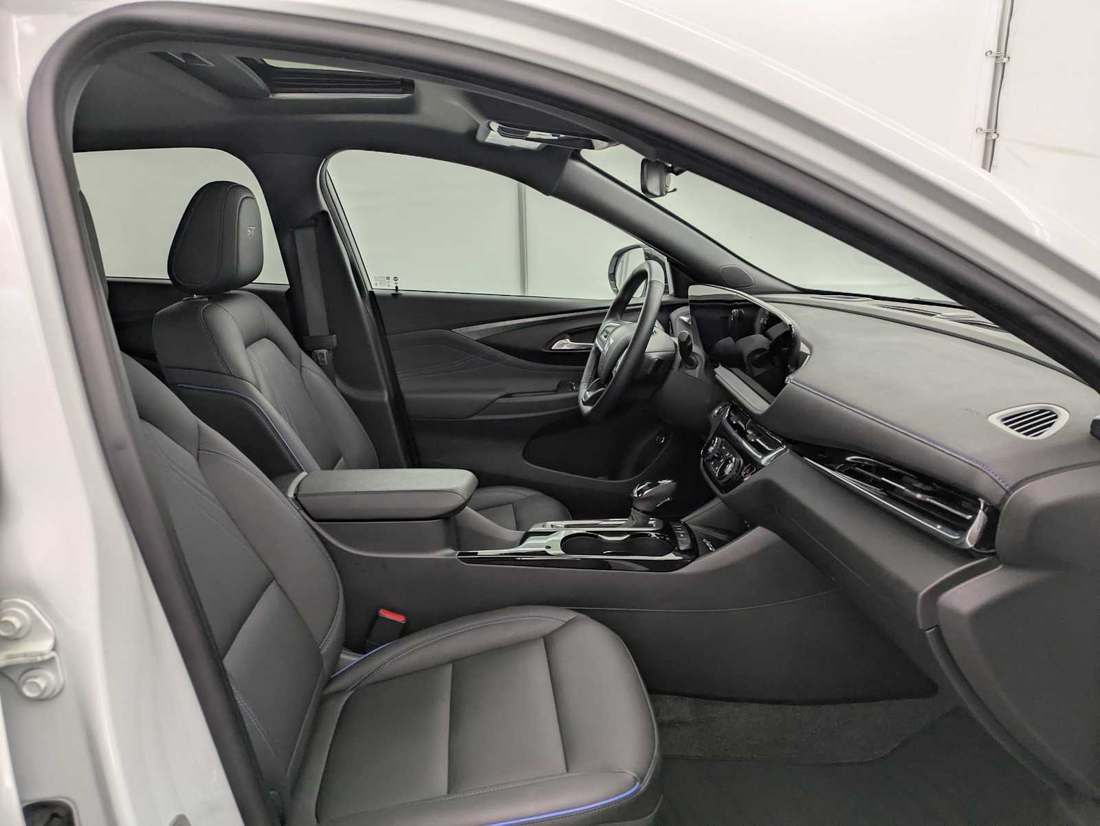 Thumbnail: 2025 Buick Envista - 23