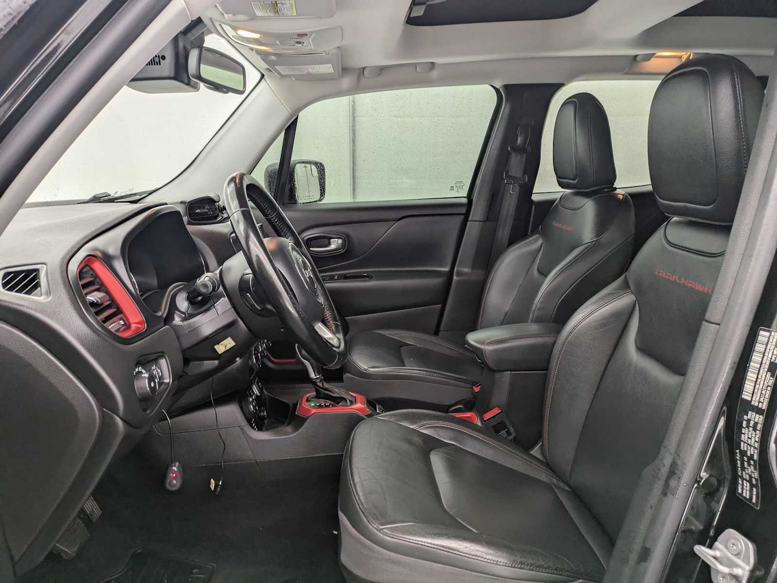 Thumbnail: 2016 Jeep Renegade - 19