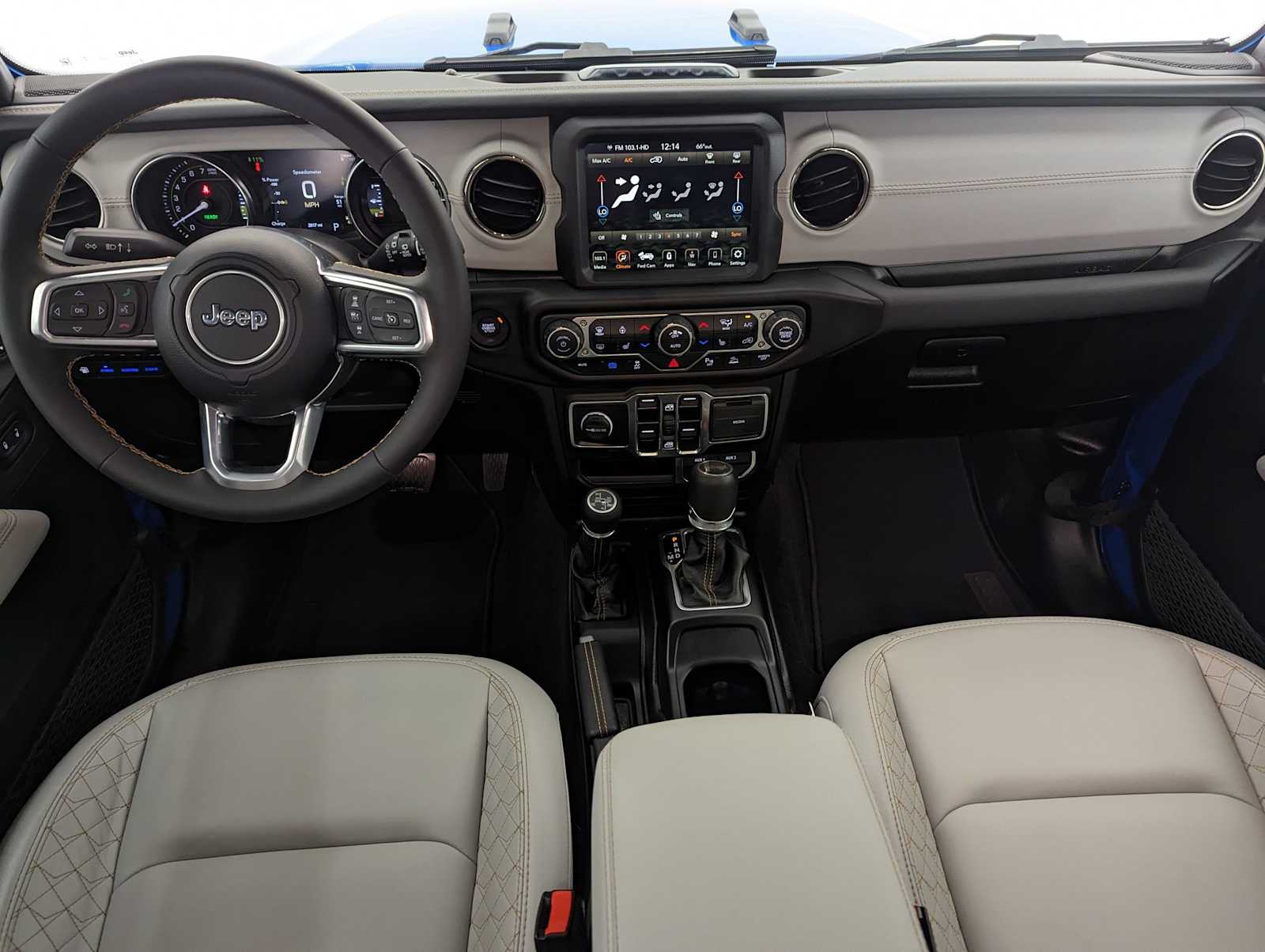 2023 Jeep Wrangler Sahara 18