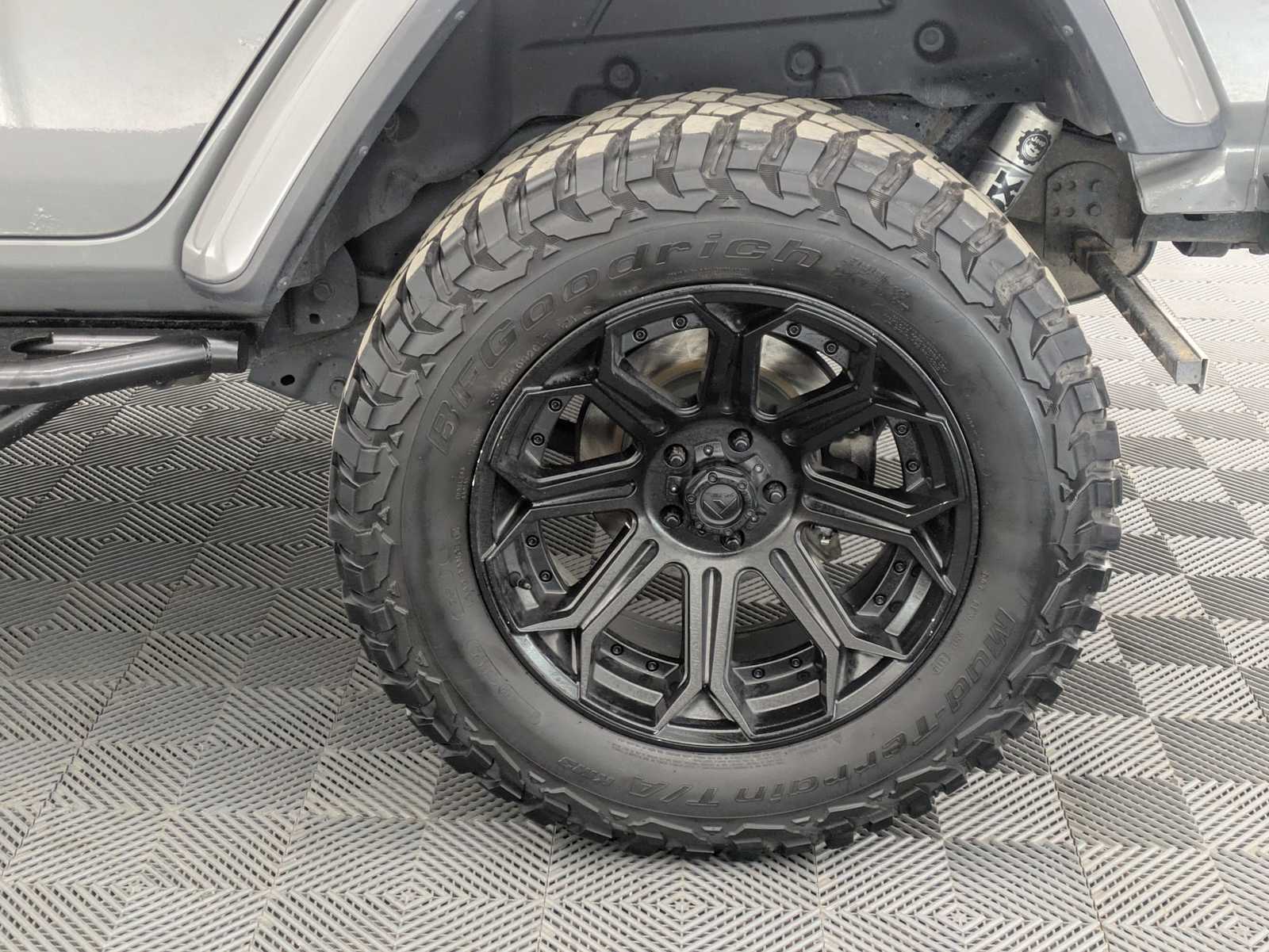 Thumbnail: 2020 Jeep Wrangler - 13