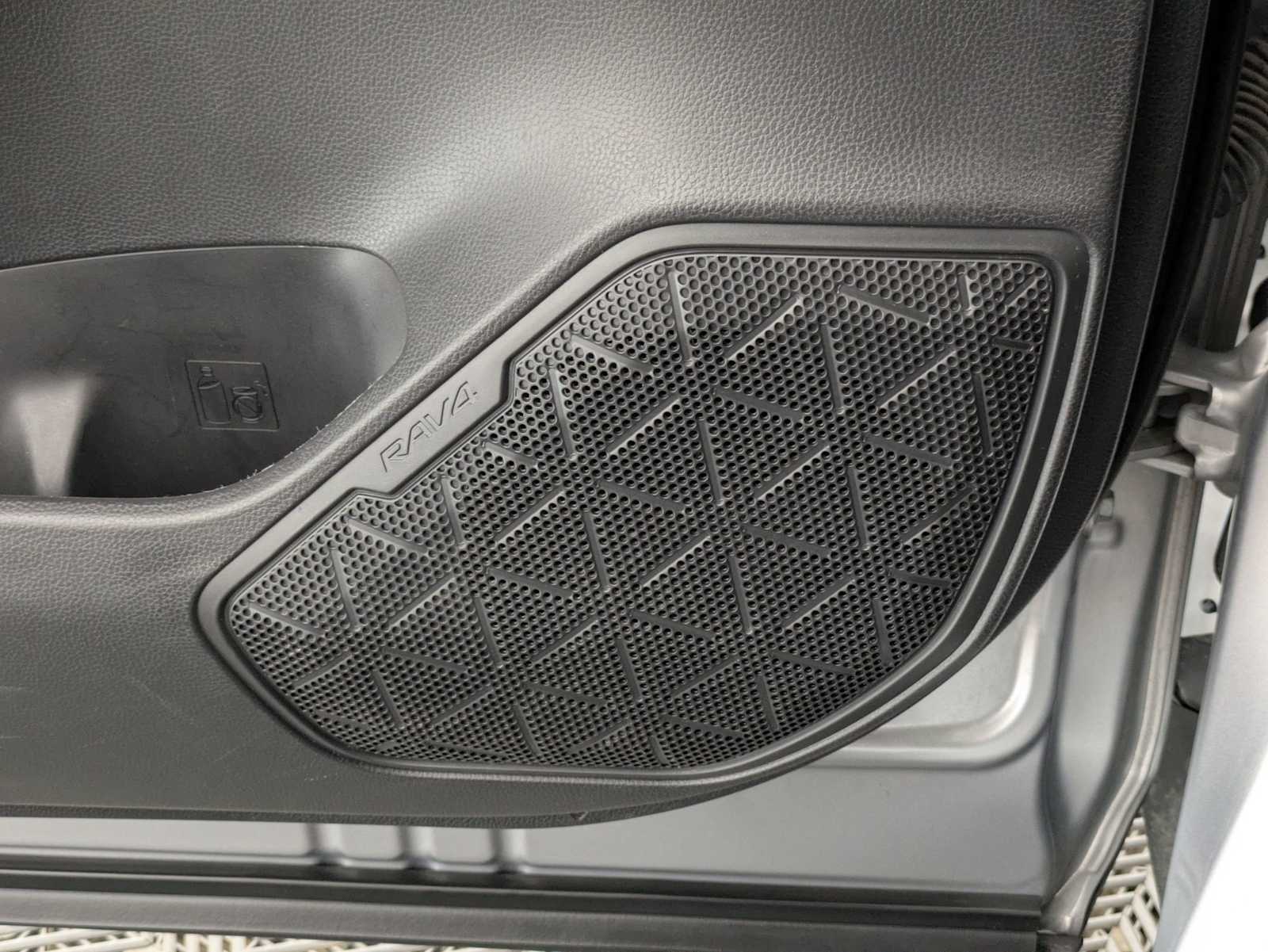 Thumbnail: 2024 Toyota RAV4 - 28