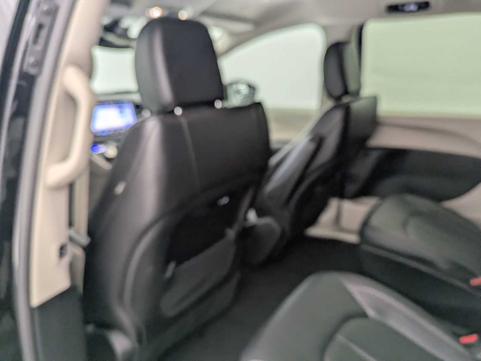 Thumbnail: 2024 Chrysler Pacifica - 19