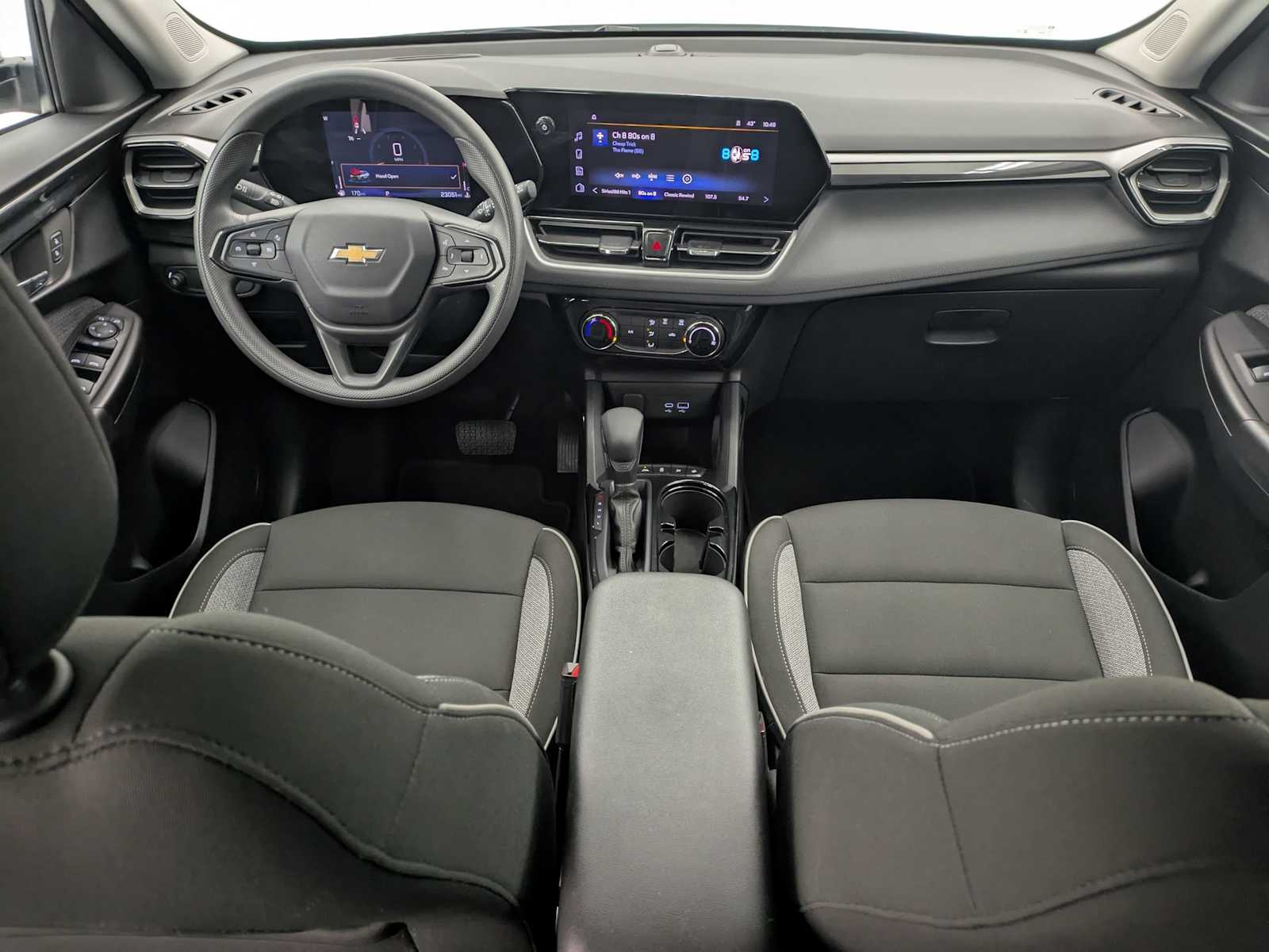 Thumbnail: 2025 Chevrolet TrailBlazer - 16