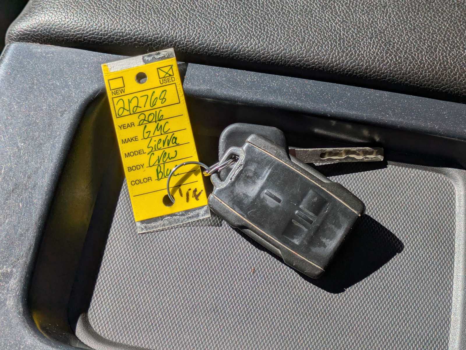 Thumbnail: 2016 GMC Sierra 1500 - 36