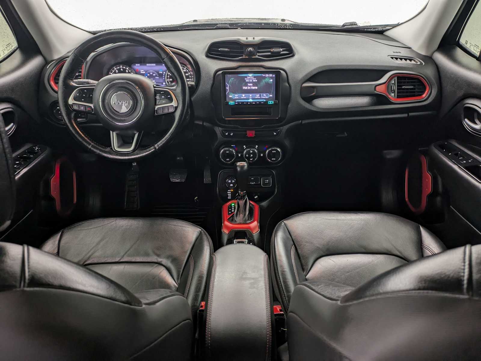 Thumbnail: 2016 Jeep Renegade - 18