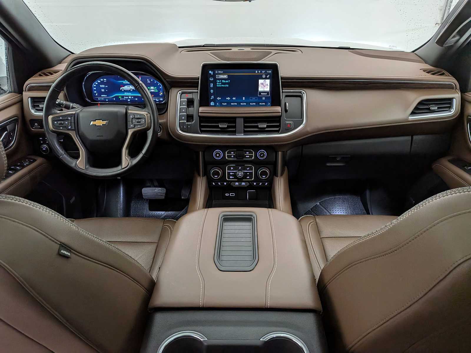 Thumbnail: 2022 Chevrolet Tahoe - 16