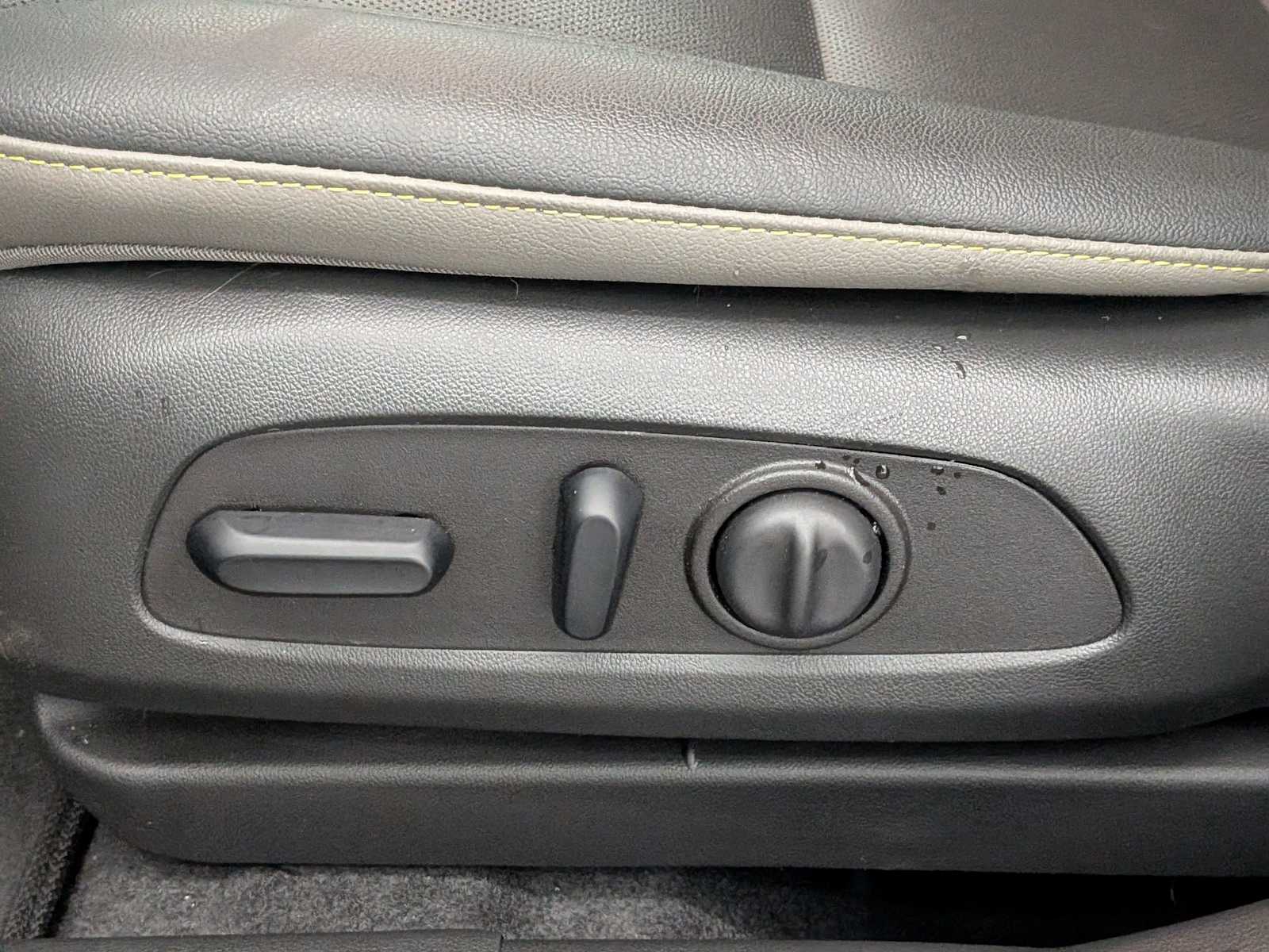 Thumbnail: 2025 Chevrolet Trax - 18