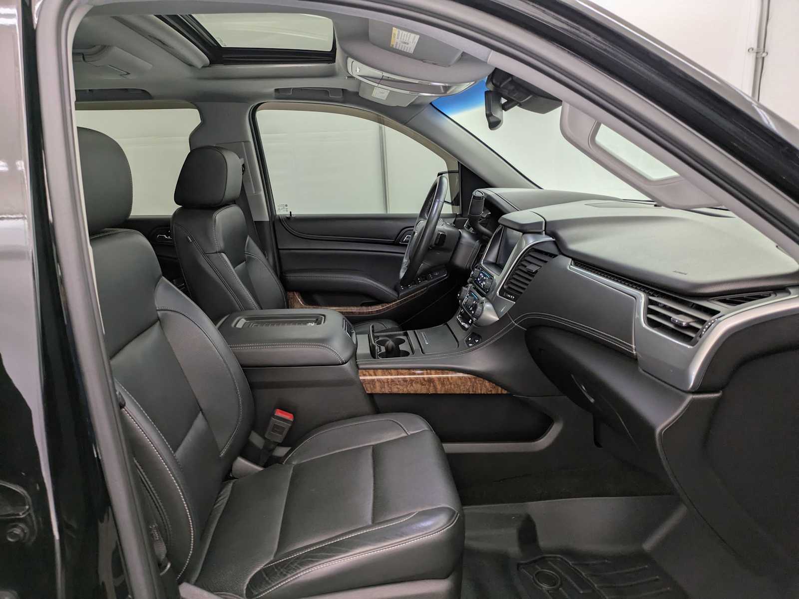 2016 Chevrolet Tahoe LTZ 24