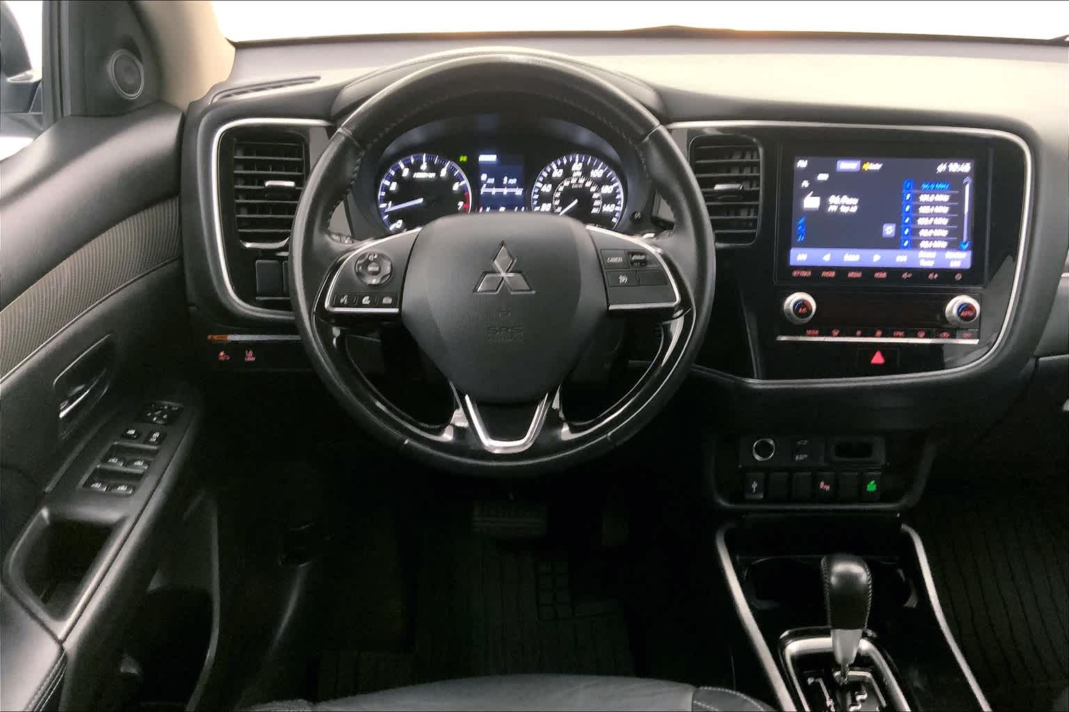 2020 Mitsubishi Outlander SEL 15