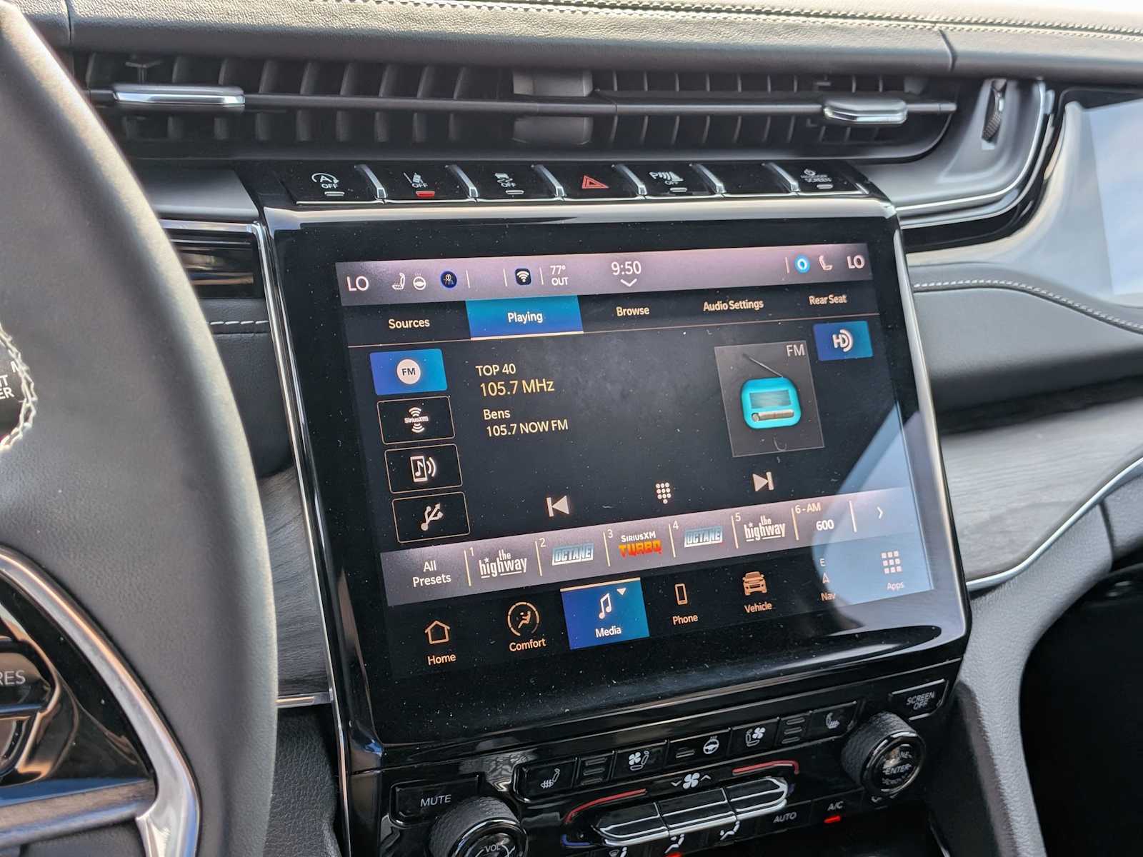 Thumbnail: 2024 Jeep Grand Cherokee L - 33