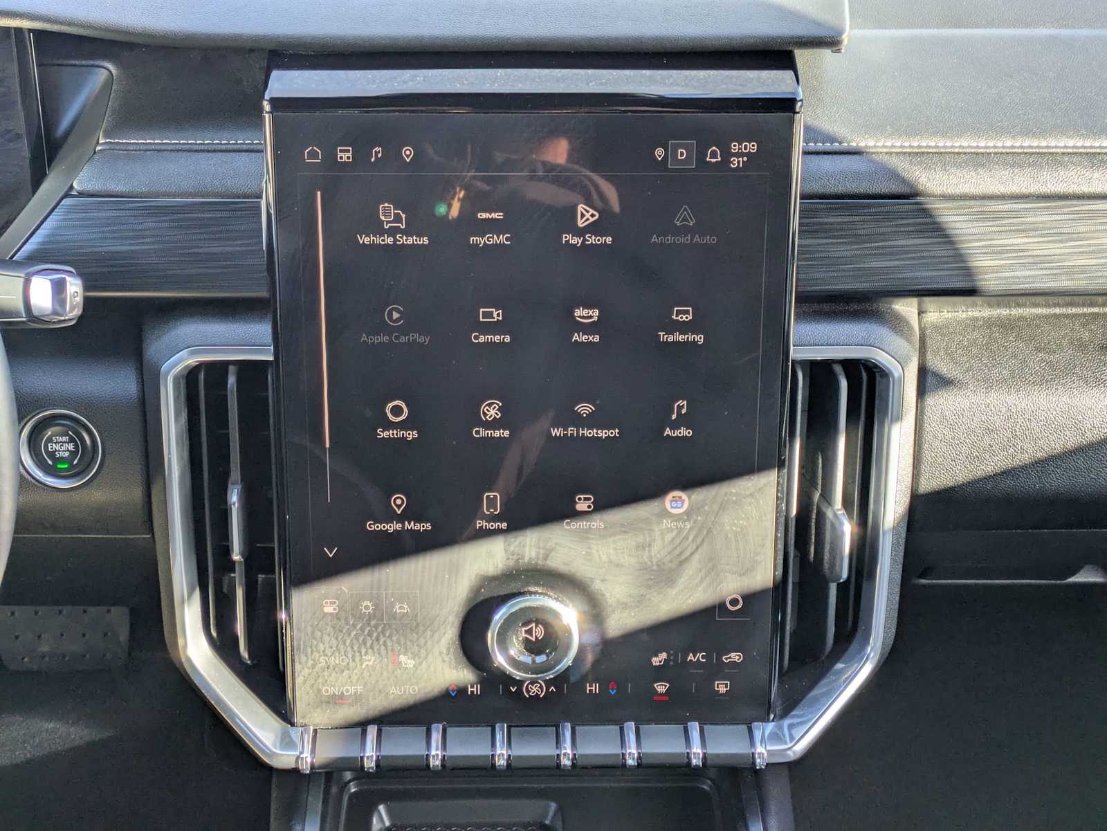 Thumbnail: 2025 GMC Acadia - 27